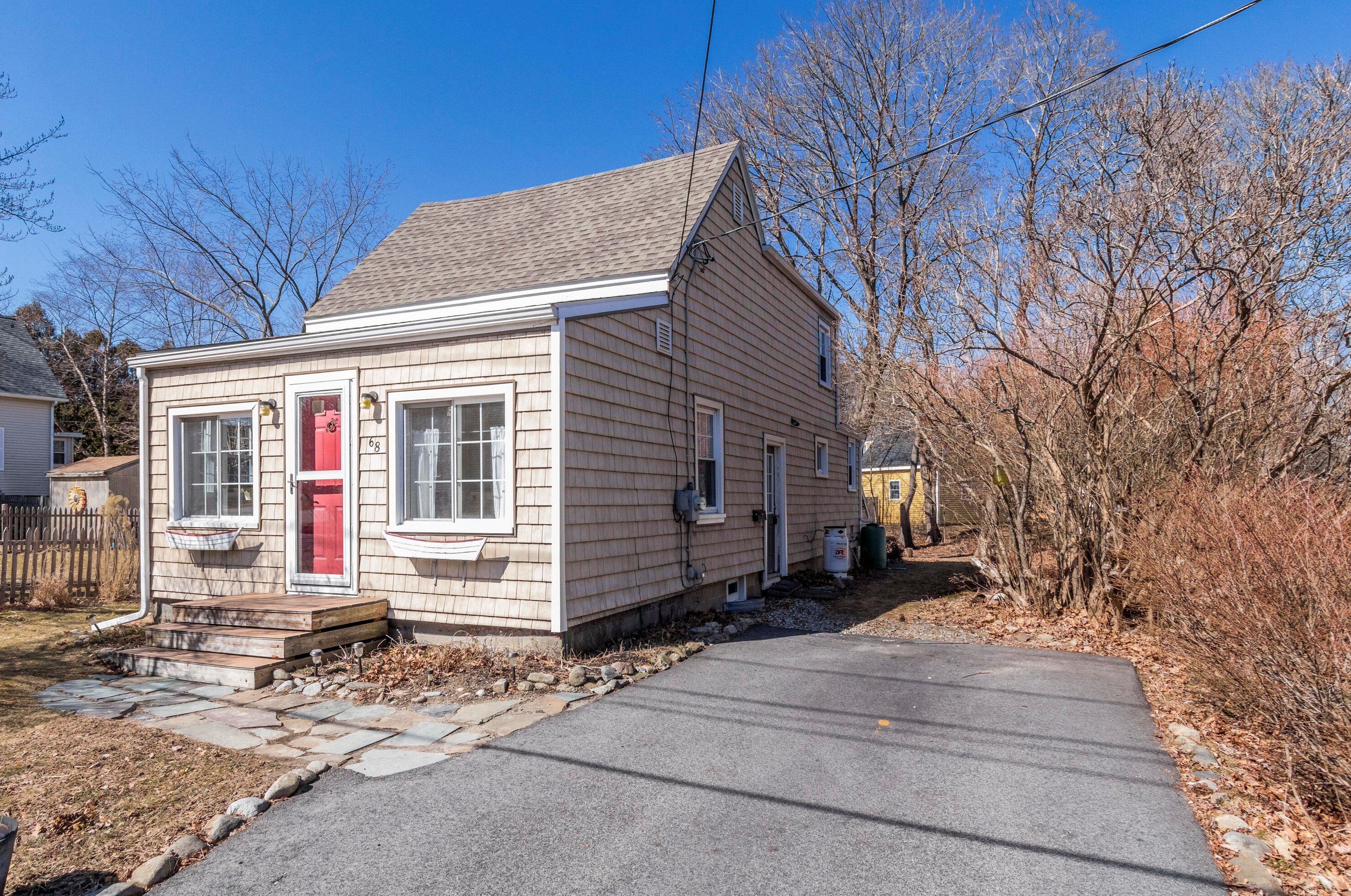 68 Newton St, Portland, ME 04103