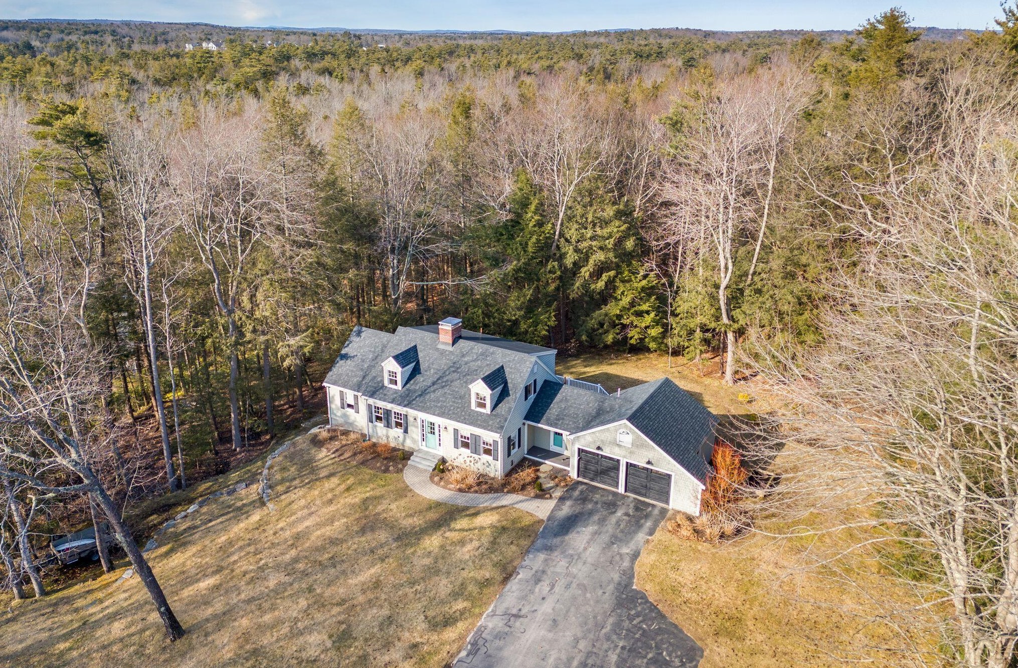 31 Hedgerow Dr, Portland, ME 04105-1406