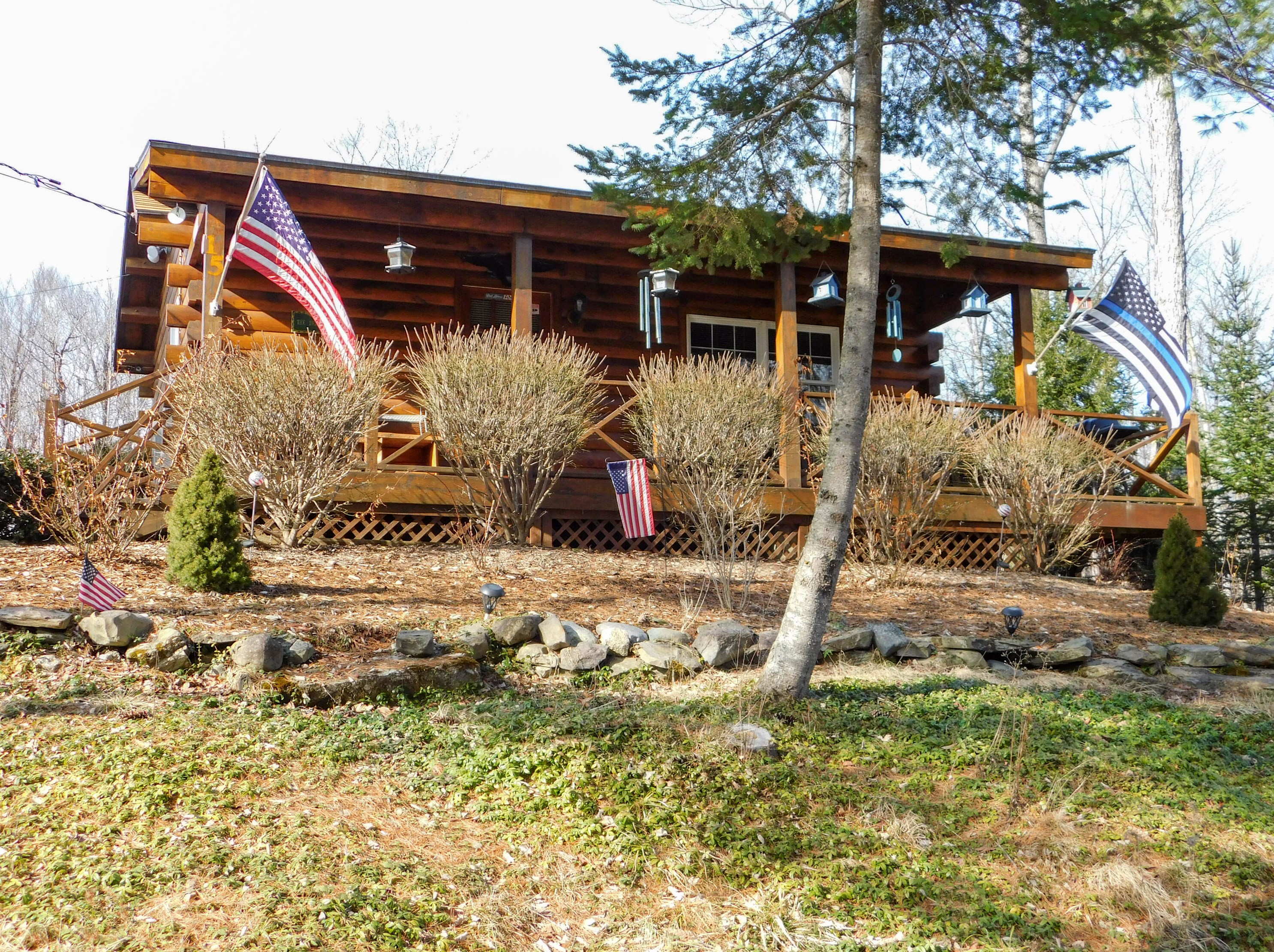 15 Parkman Rd, Mayfield Township, ME 04942