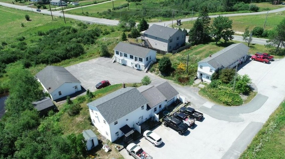 1 Daisy Way, Waltham, ME 04605-3913