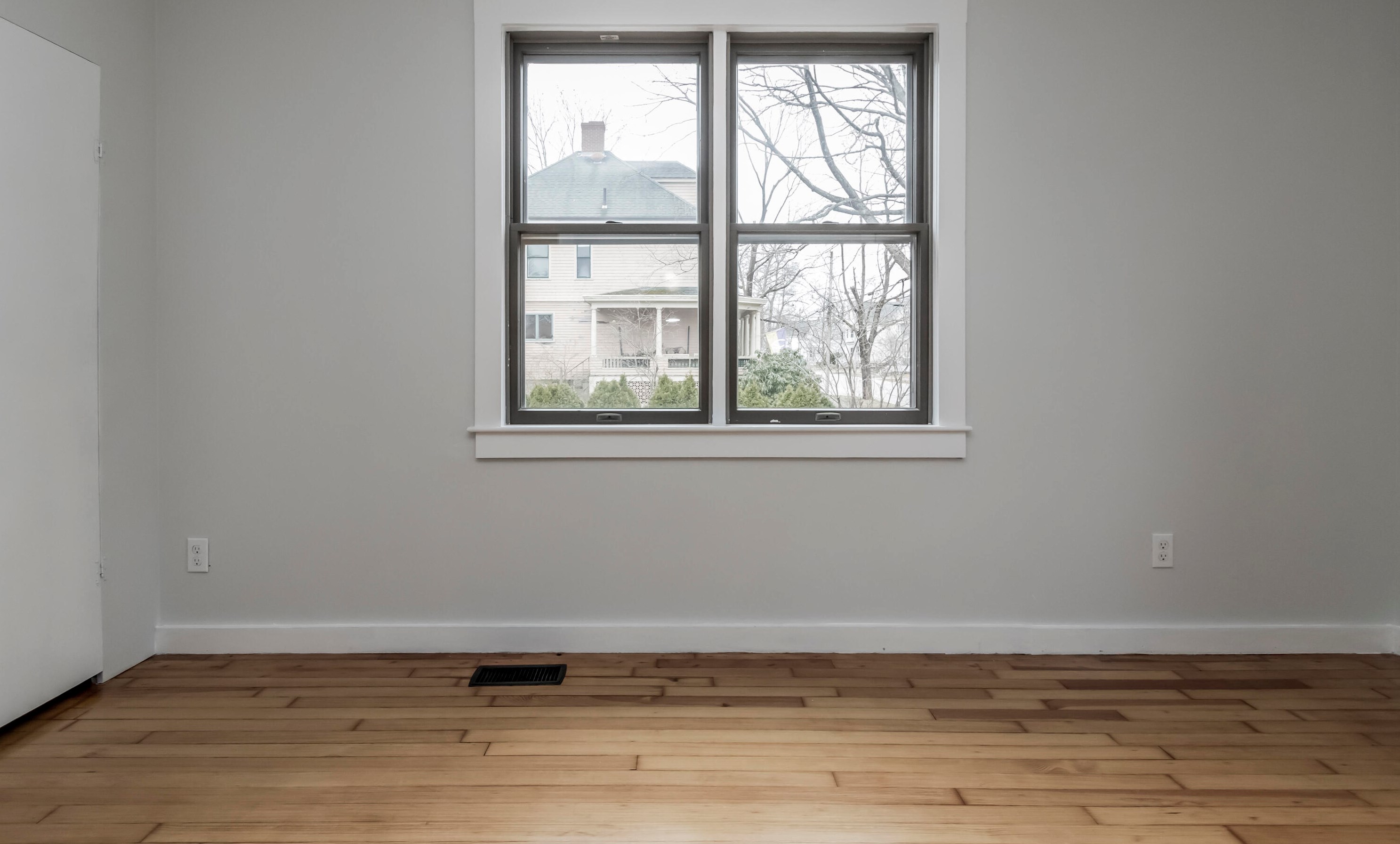 32 Cole St, Portland ME  04106-4218 exterior