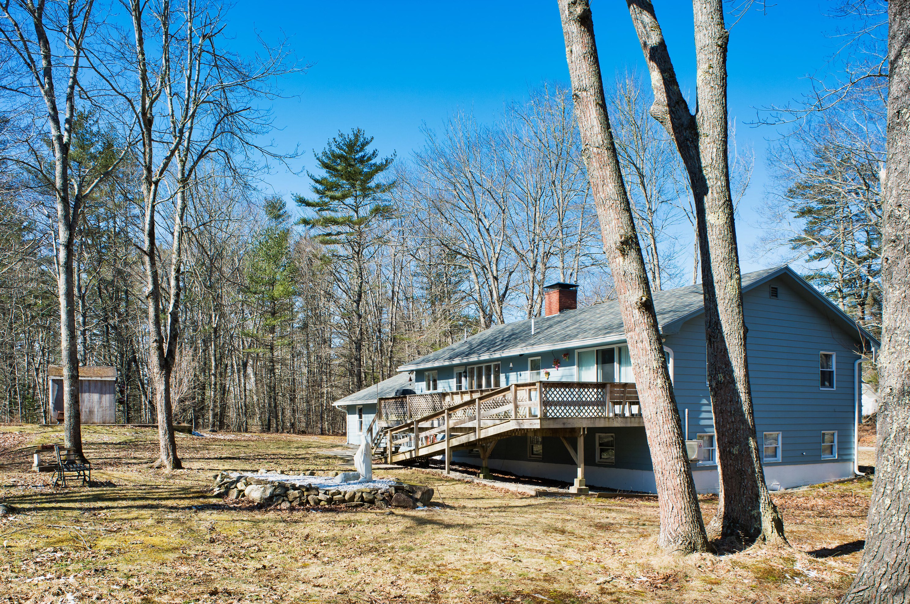 56 Lessner Rd, Damariscotta, ME 04543