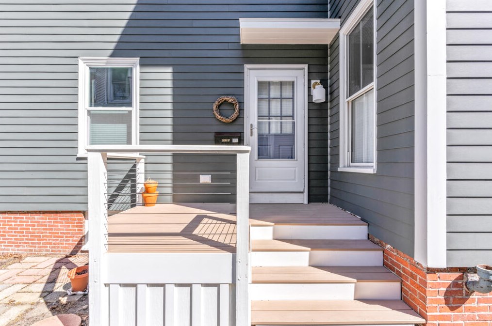 19 Ellsworth St, Portland, ME 04102