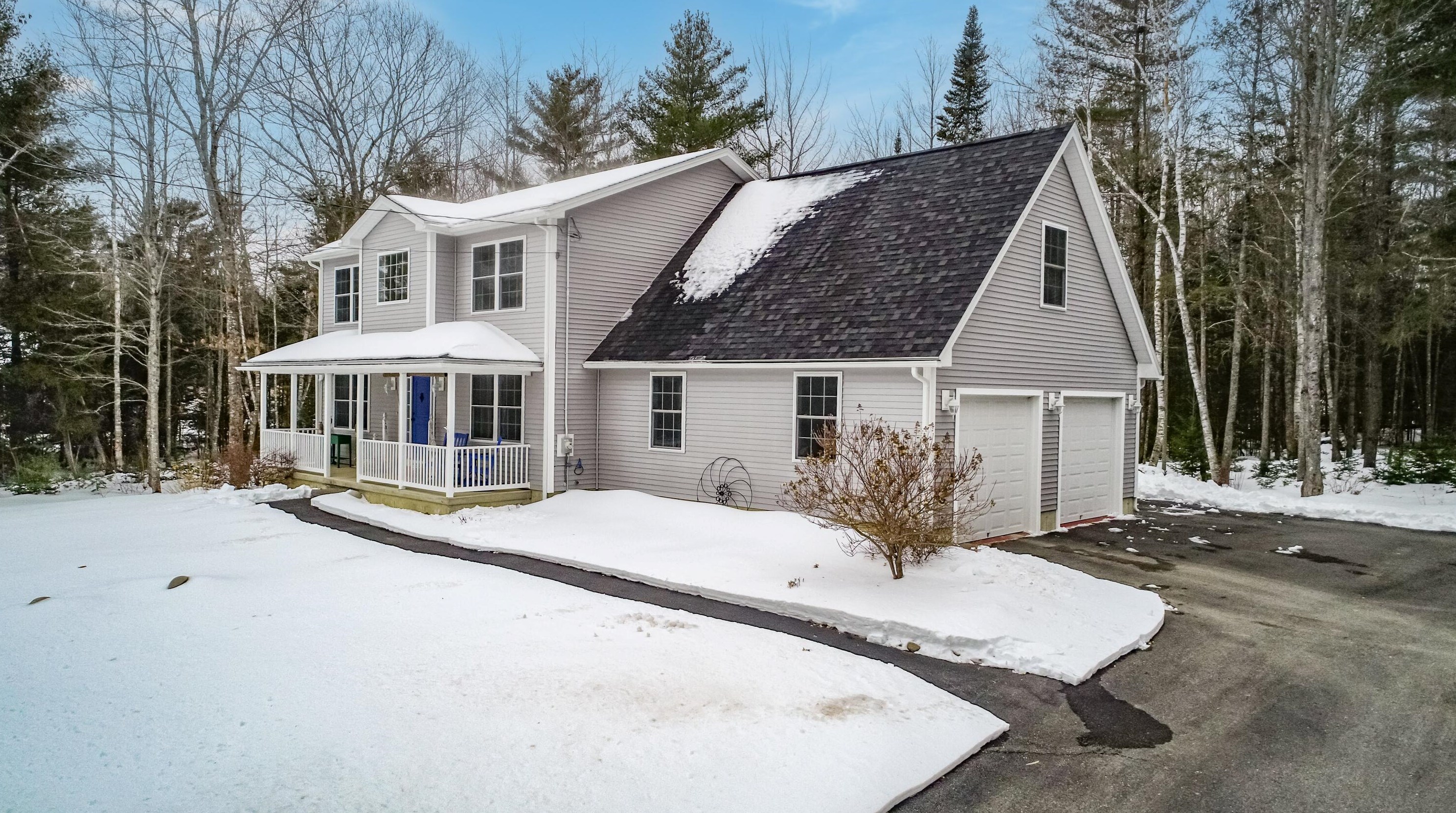 53 Cambridge Dr, Bangor, ME 04401