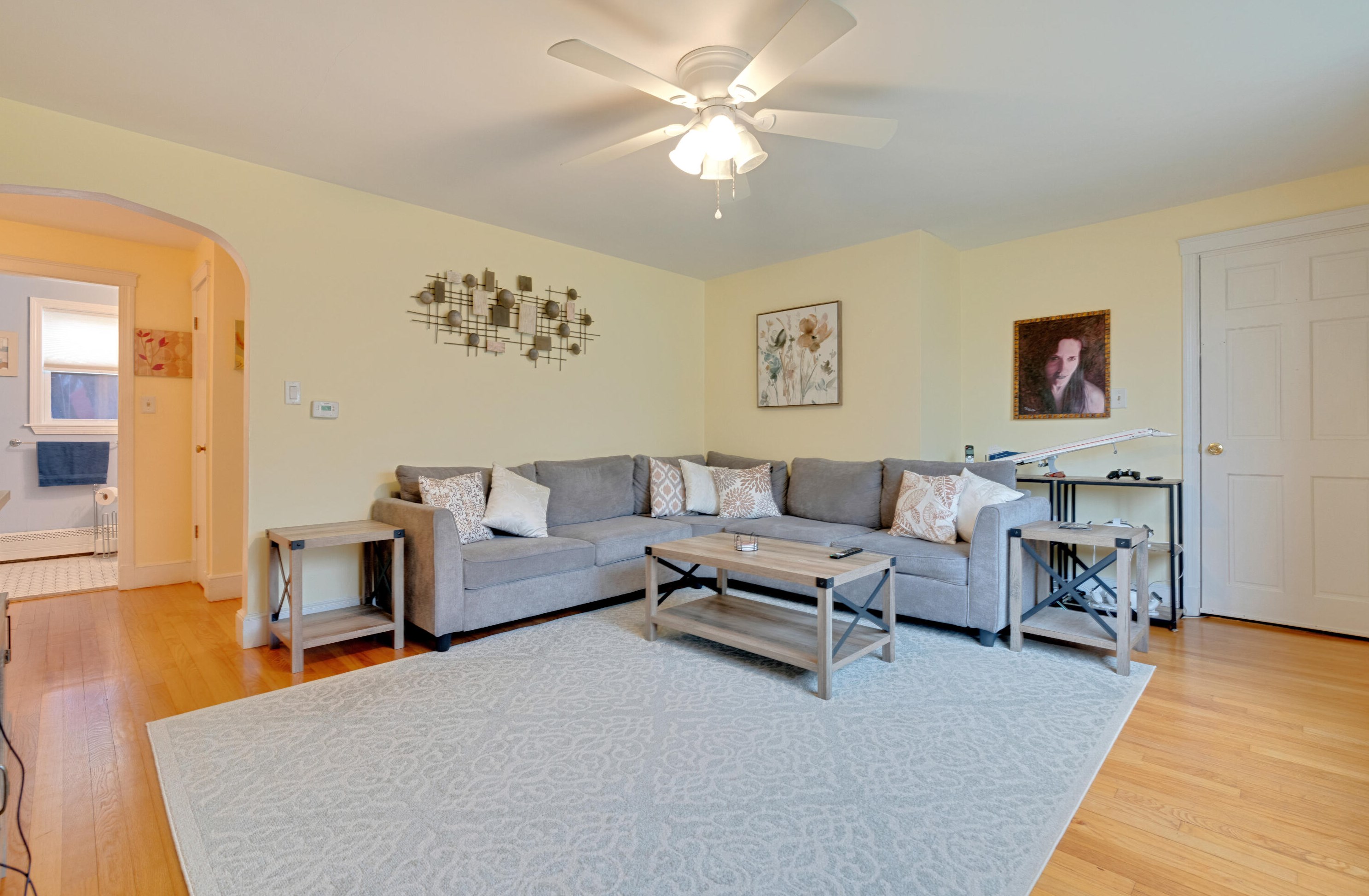 14 Chapman St, Portland, ME 04103