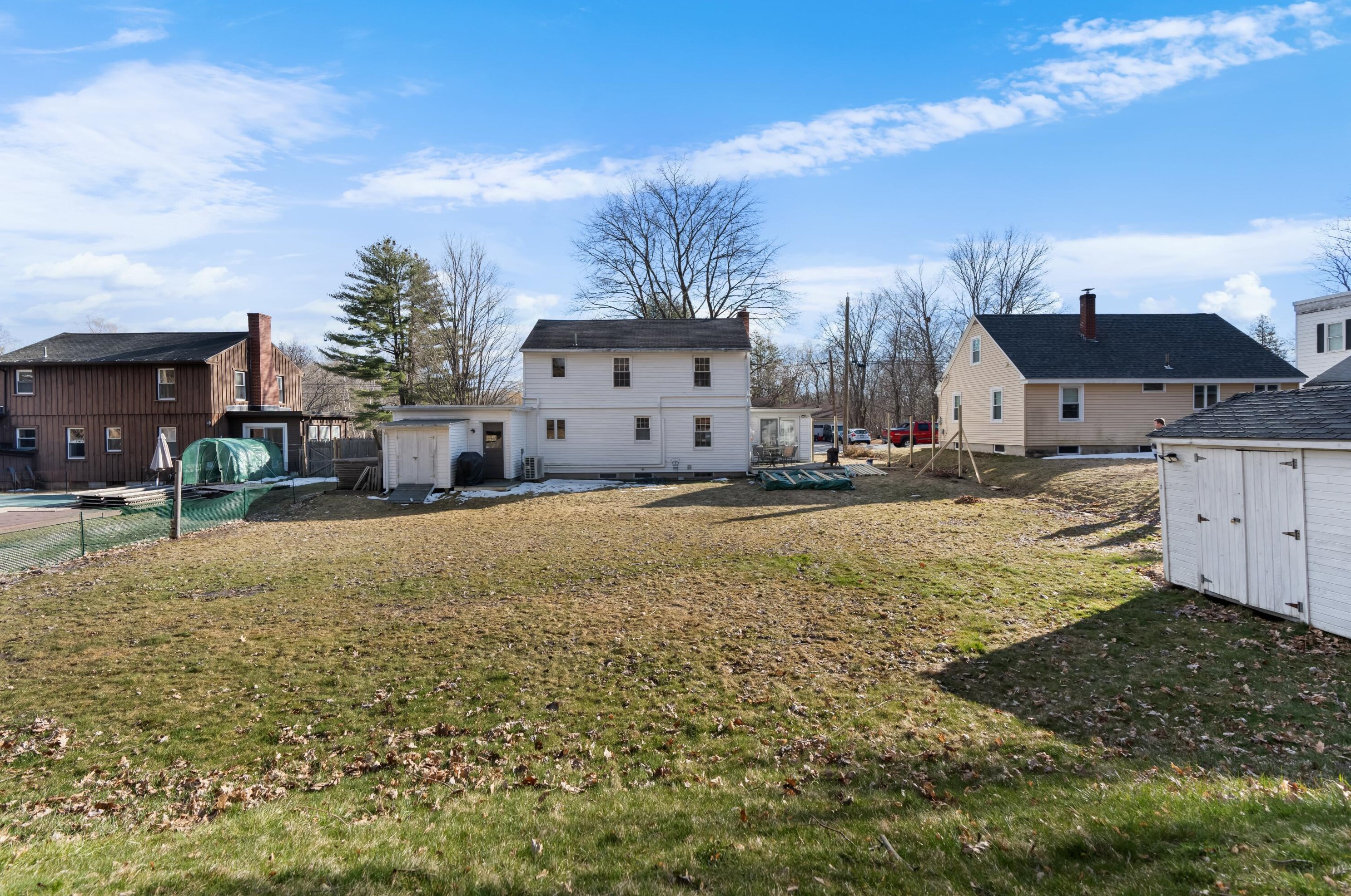 16 Brooks Ave, Lewiston ME  04240-5902 exterior