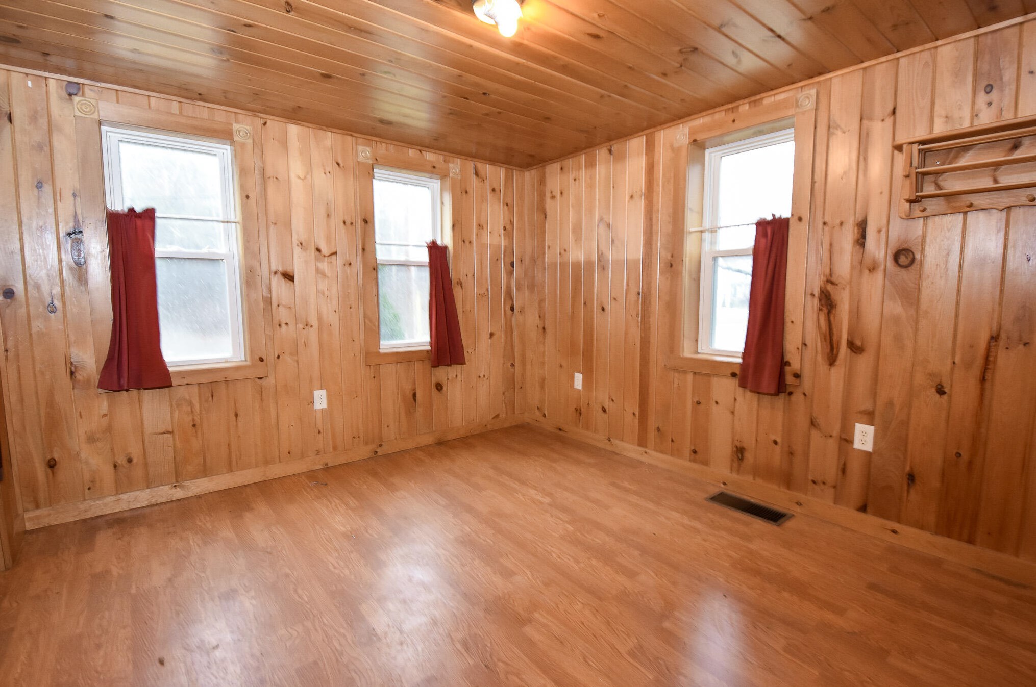 270 Main St, Sebec ME  04426-1243 exterior