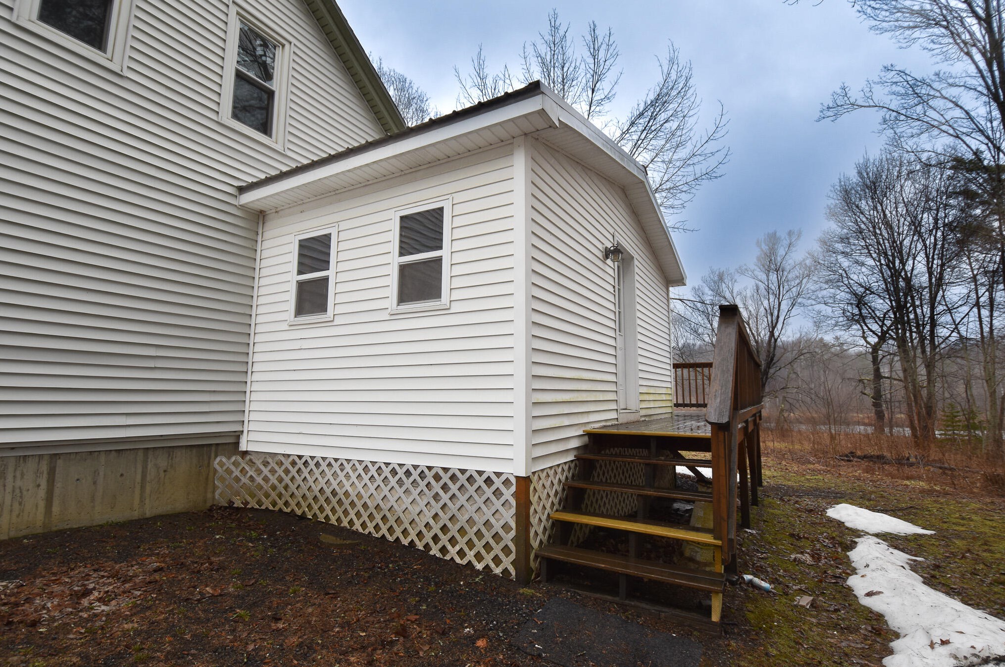 270 Main St, Sebec ME  04426-1243 exterior