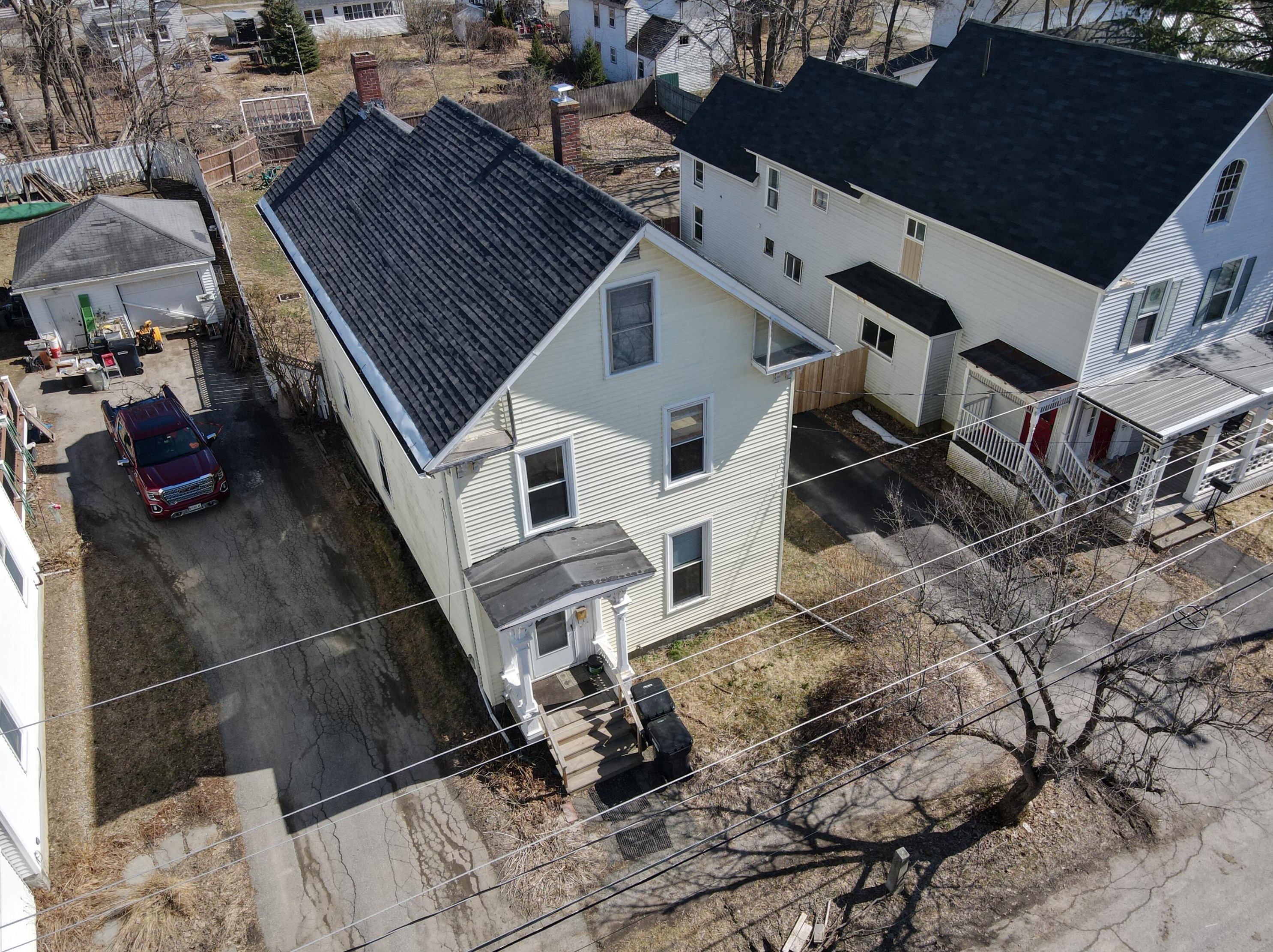 108 4th St, Bangor, ME 04401