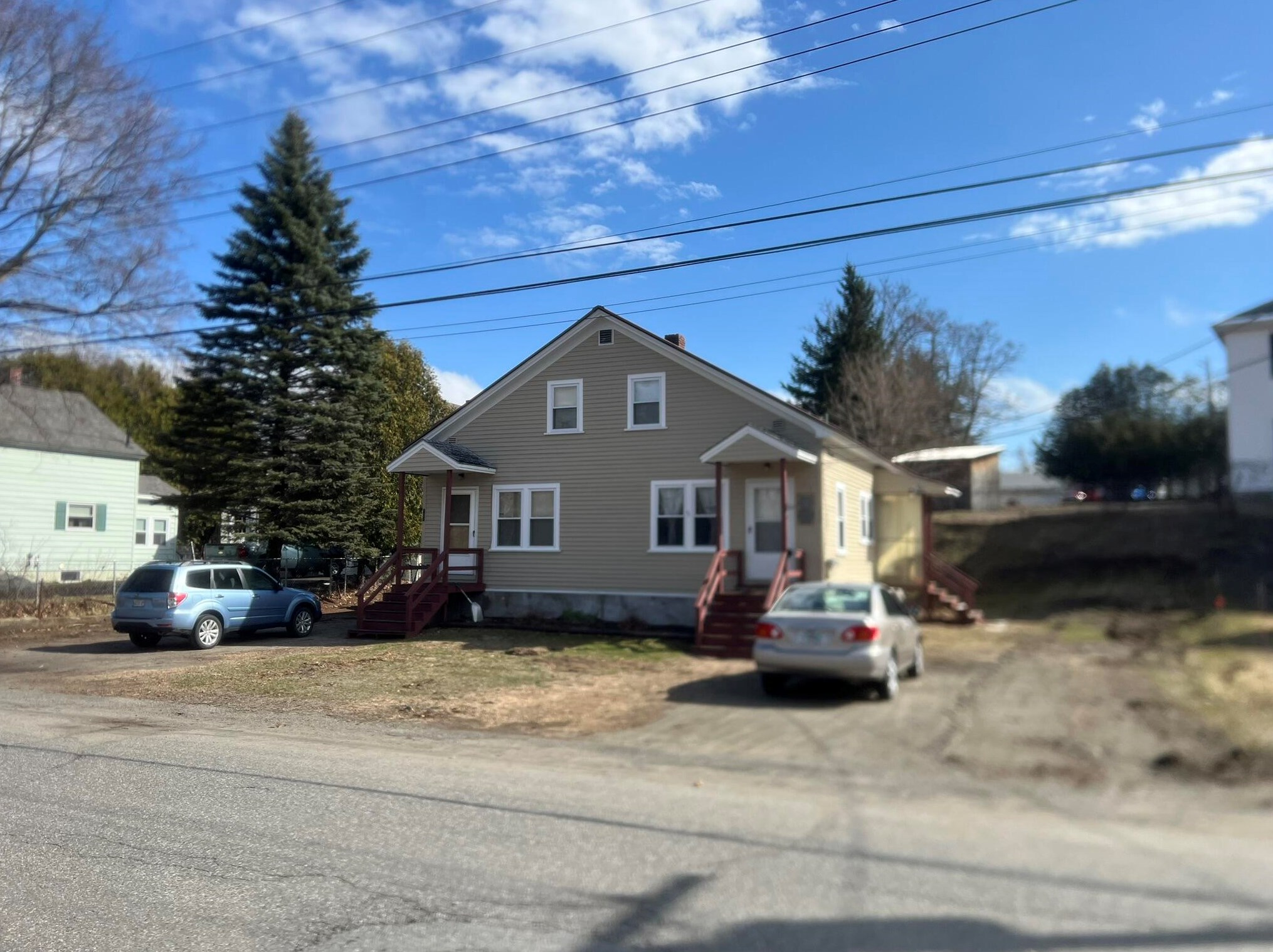 119 York St, Millinocket, ME 04462-0013