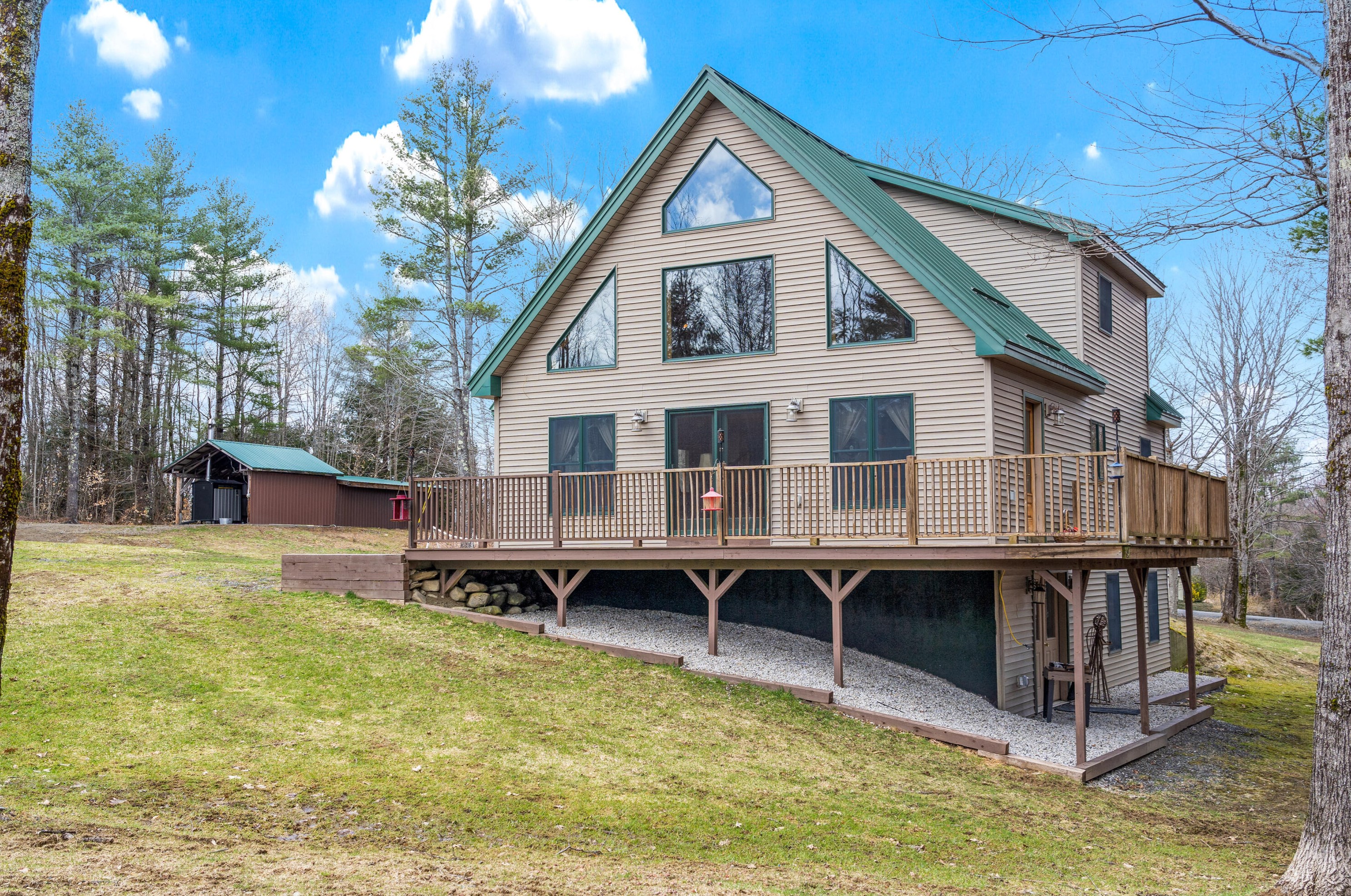 305 Burrill Hill Rd, Norridgewock, ME 04957