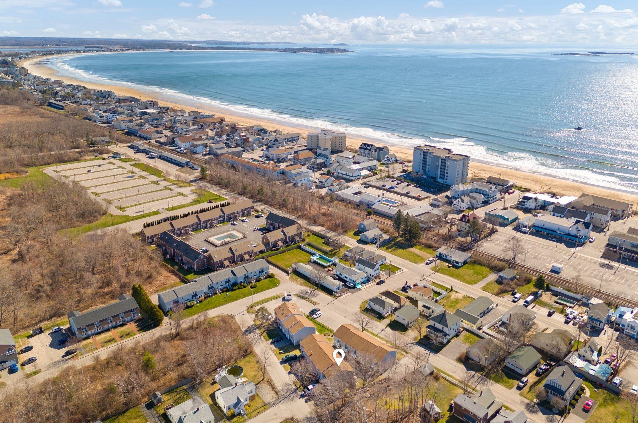 15 Francis St, Old Orchard Beach, ME 04064