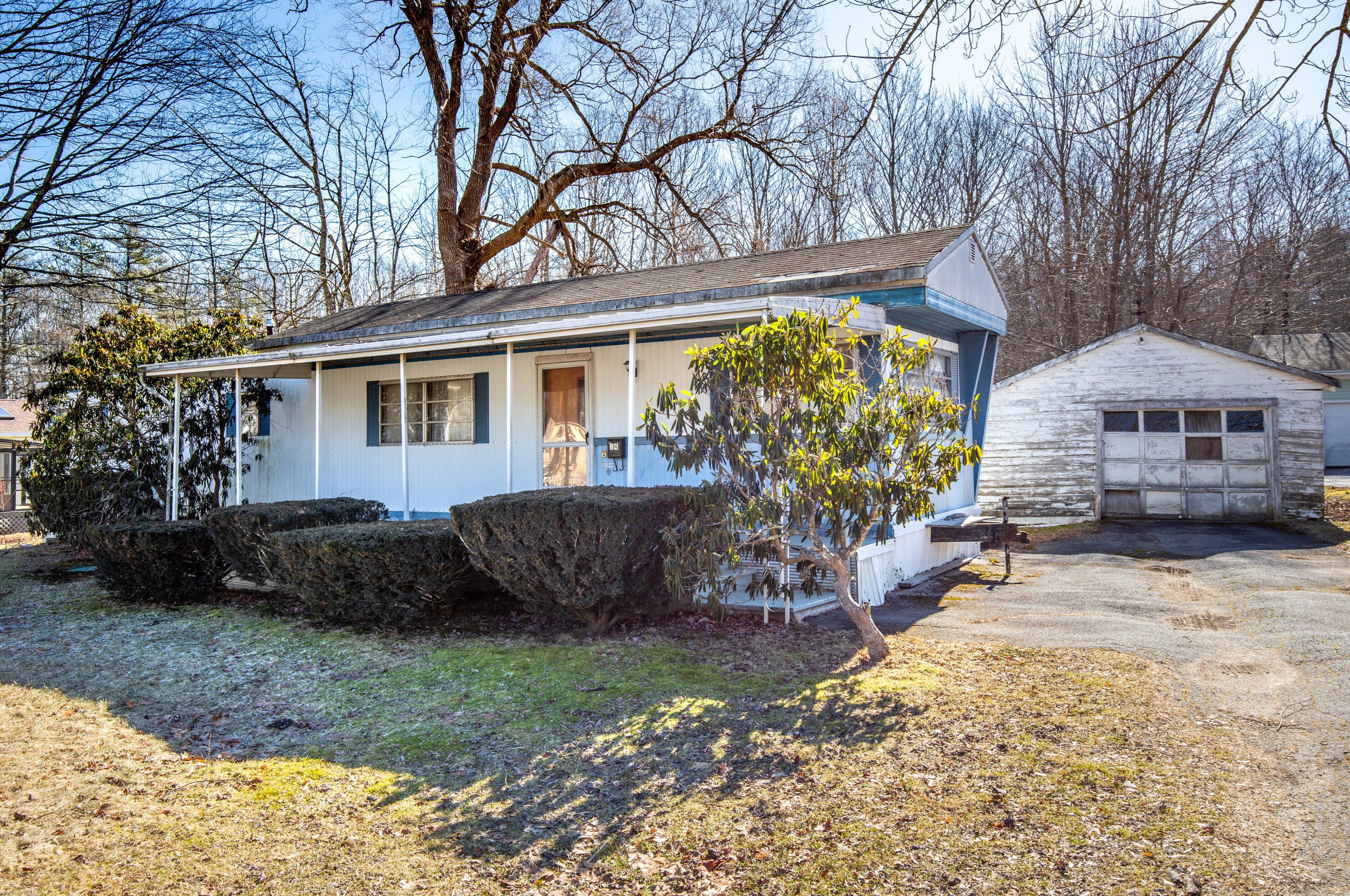 74 Pearl St, Camden, ME 04843-1922