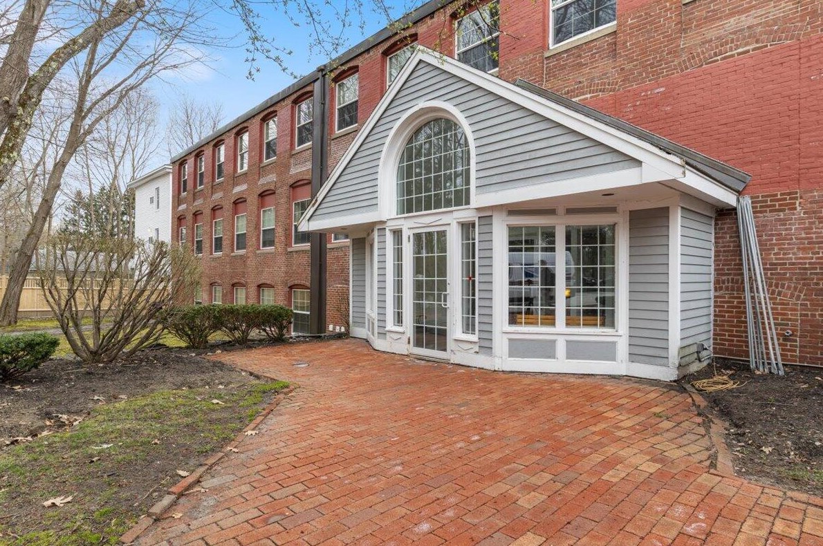 45 Western Ave #301, Biddeford, ME 04005
