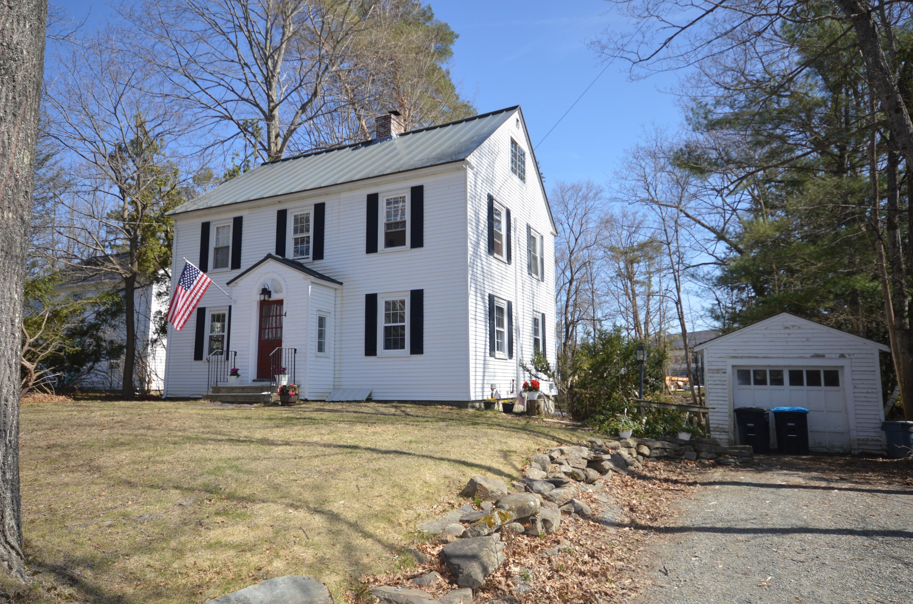 4 University Pl, Orono, ME 04473-4252