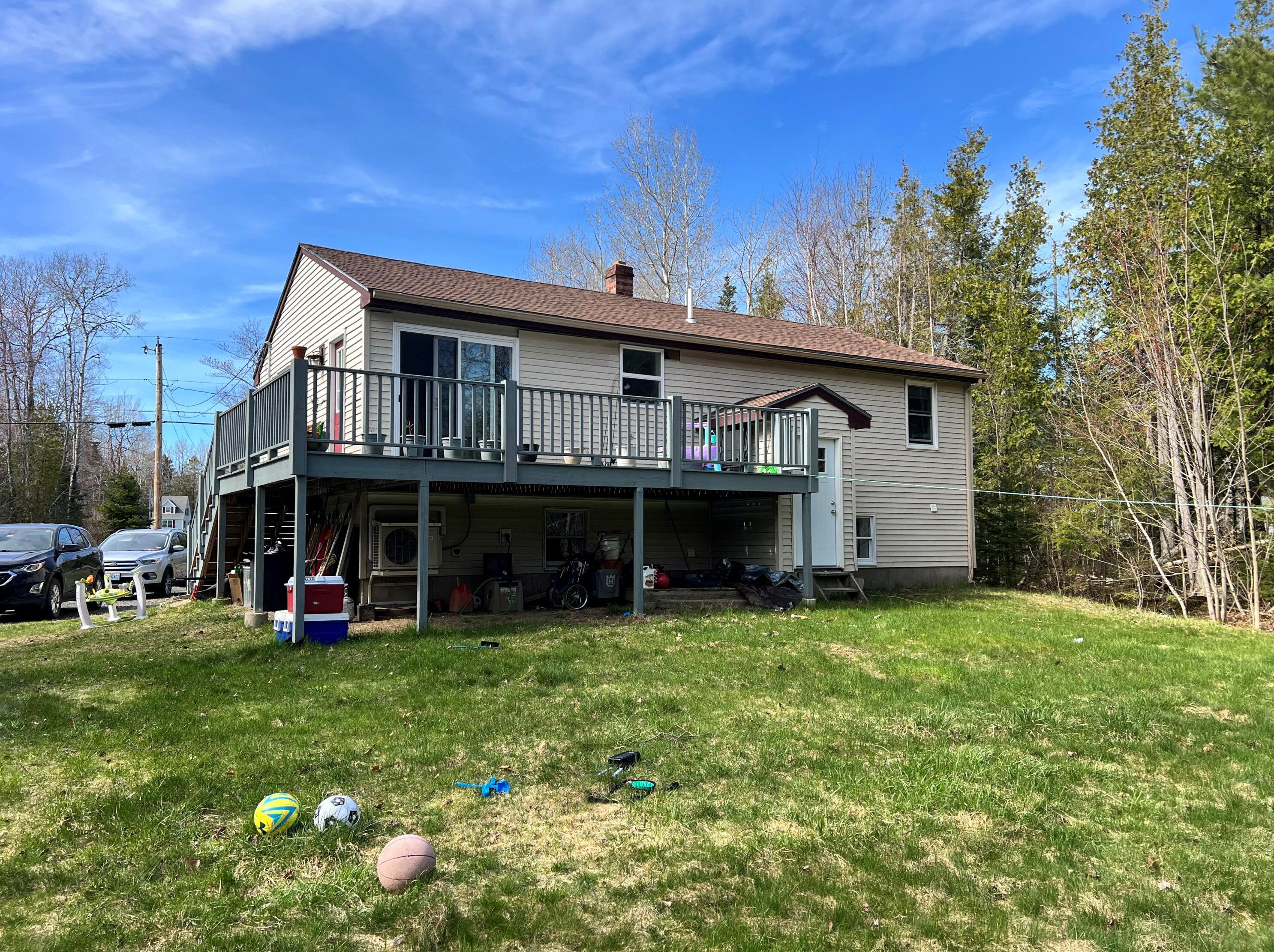202 Rooks Rd, Holden, ME 04429 exterior