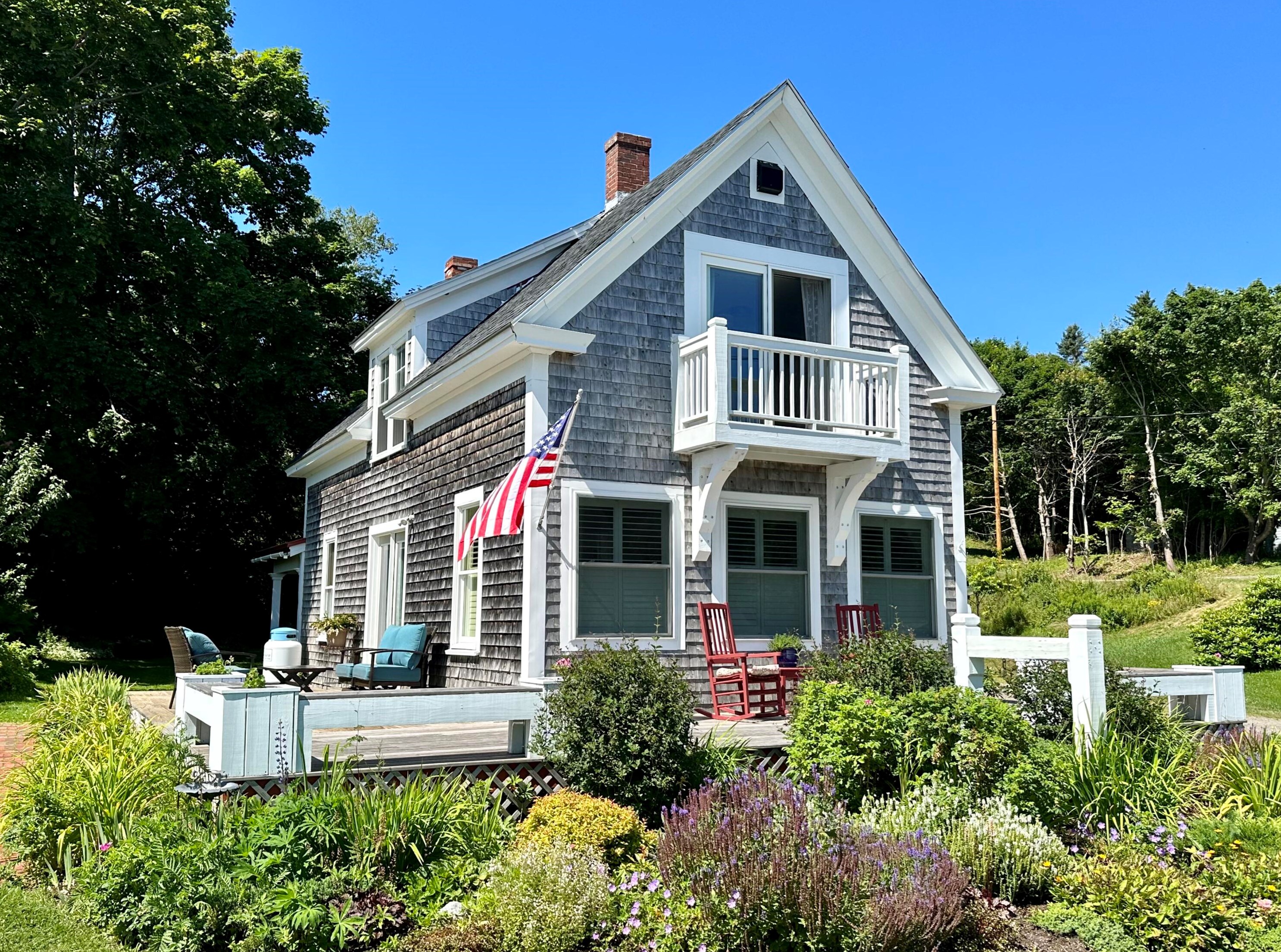 194 Water St, Eastport, ME 04631 exterior