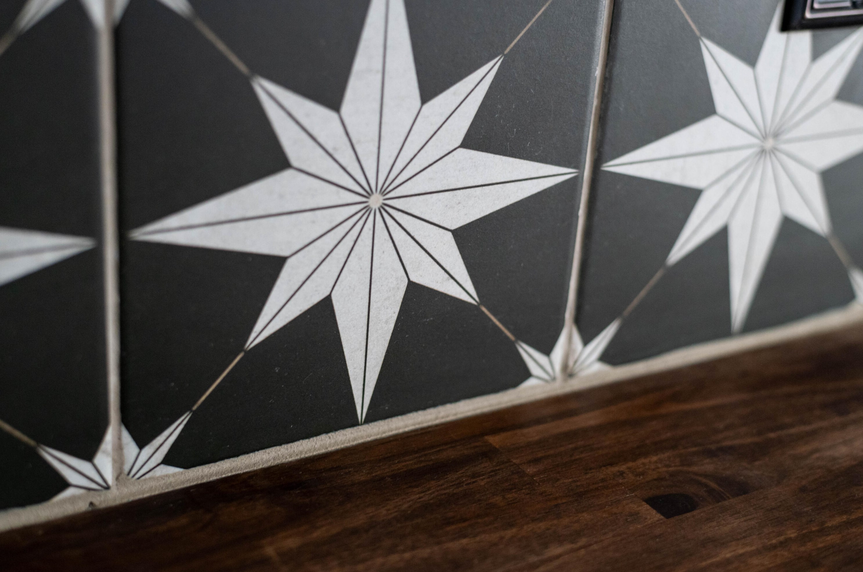 75 Pleasant St, Sebec ME  04426-1239 exterior