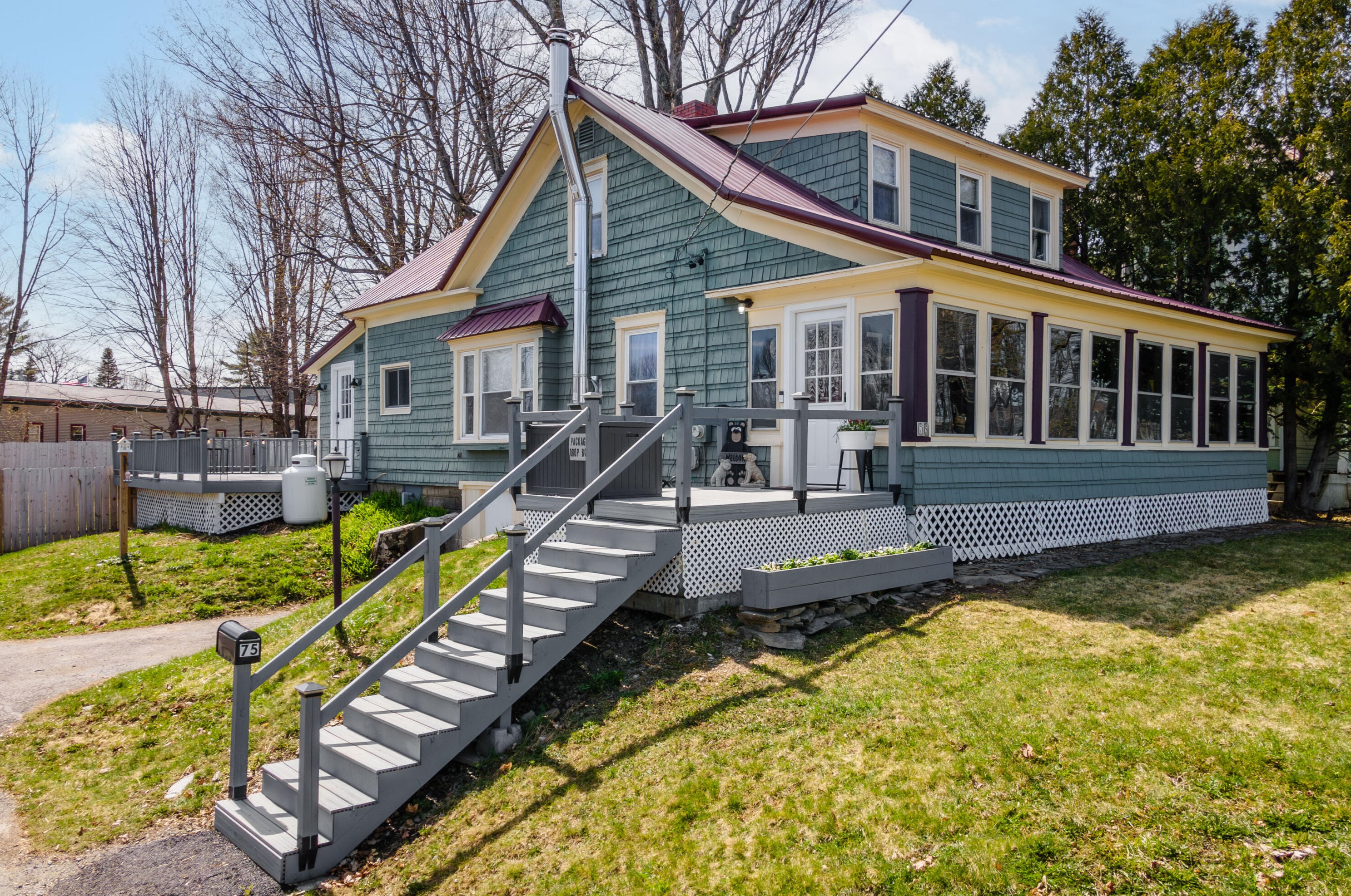 75 Pleasant St, Sebec ME  04426-1239 exterior