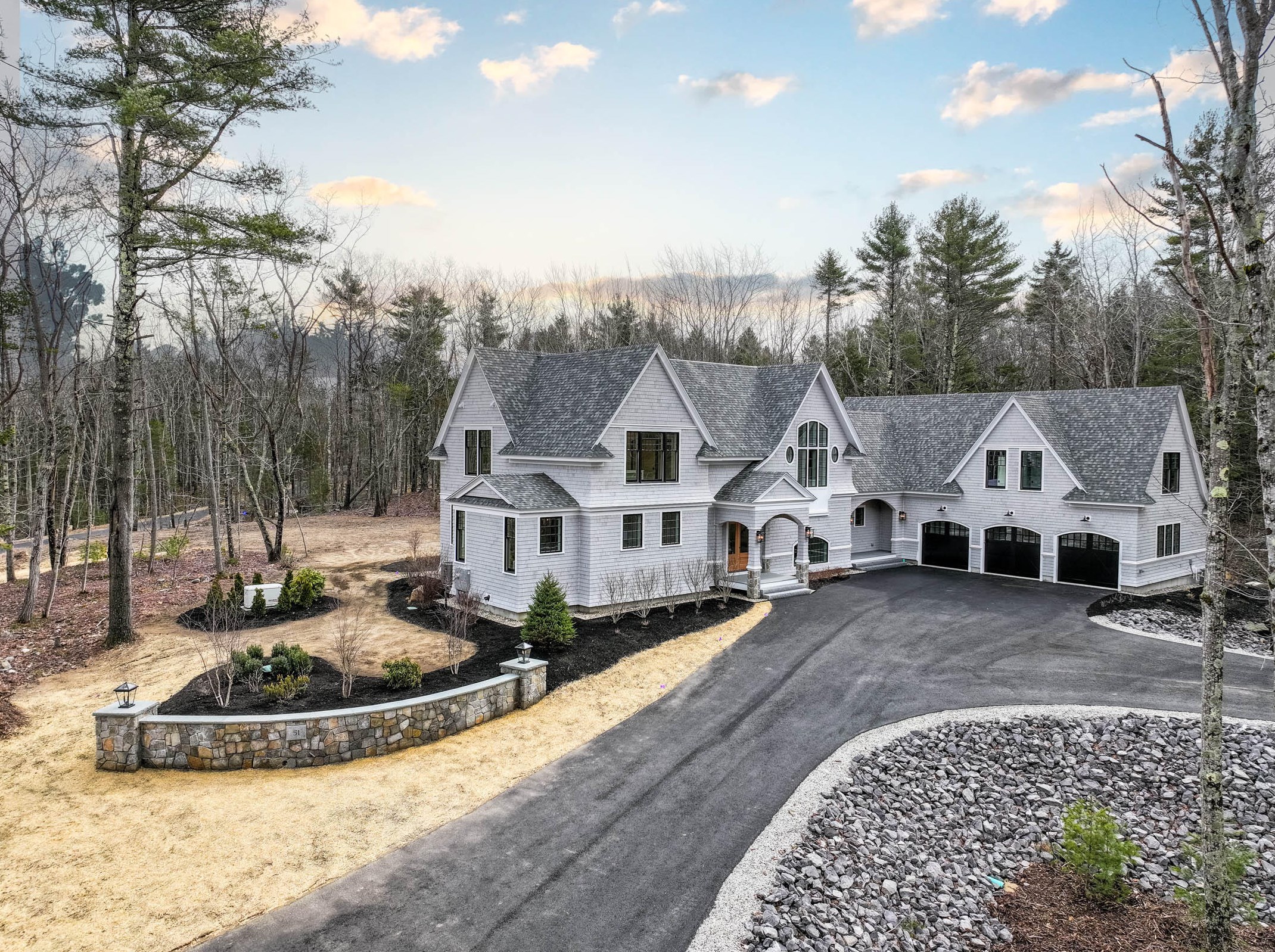 51 Woodland Dr, Kennebunkport, ME 04046-6365