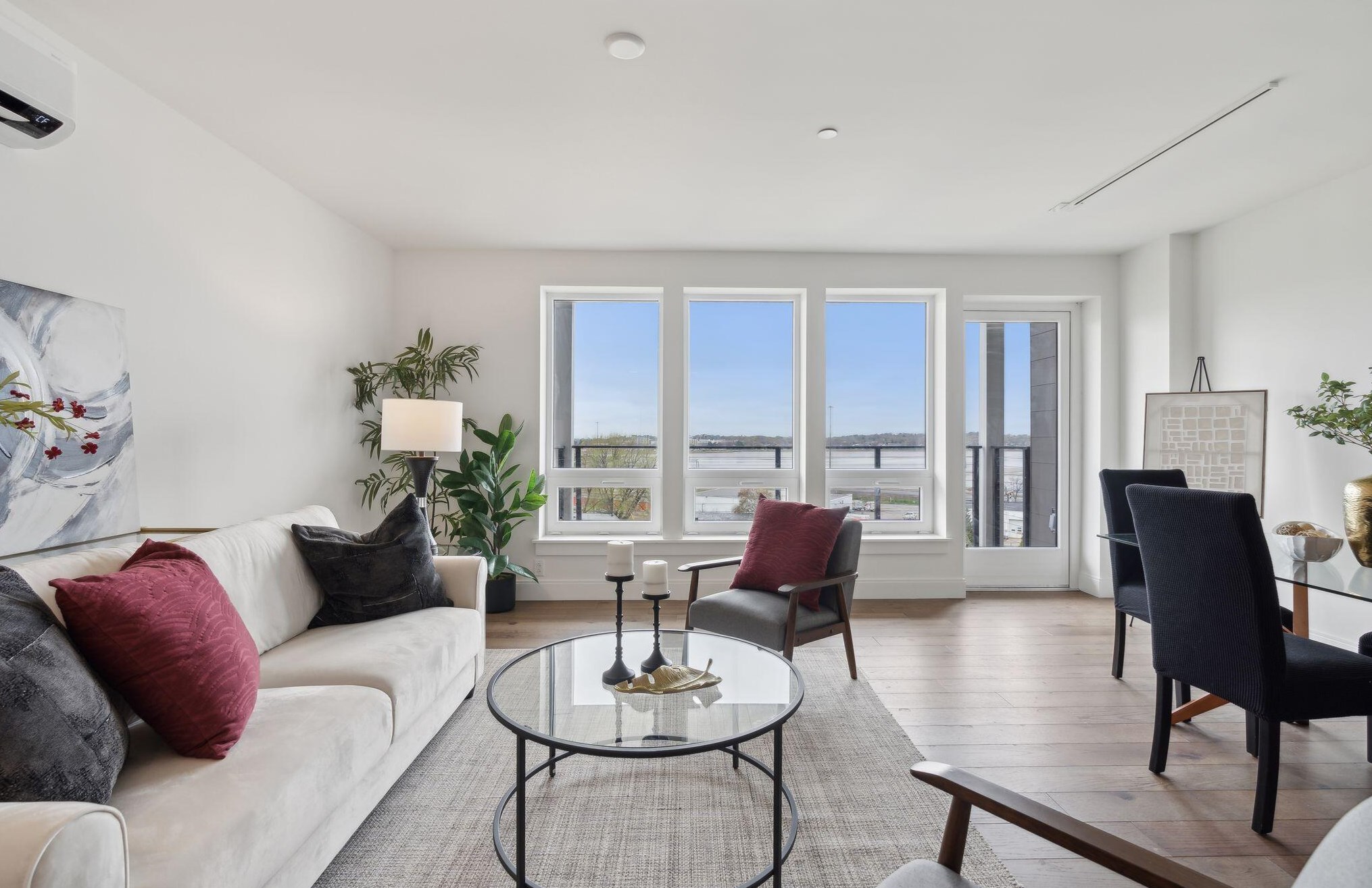 218 Washington Ave #104, Portland, ME 04101
