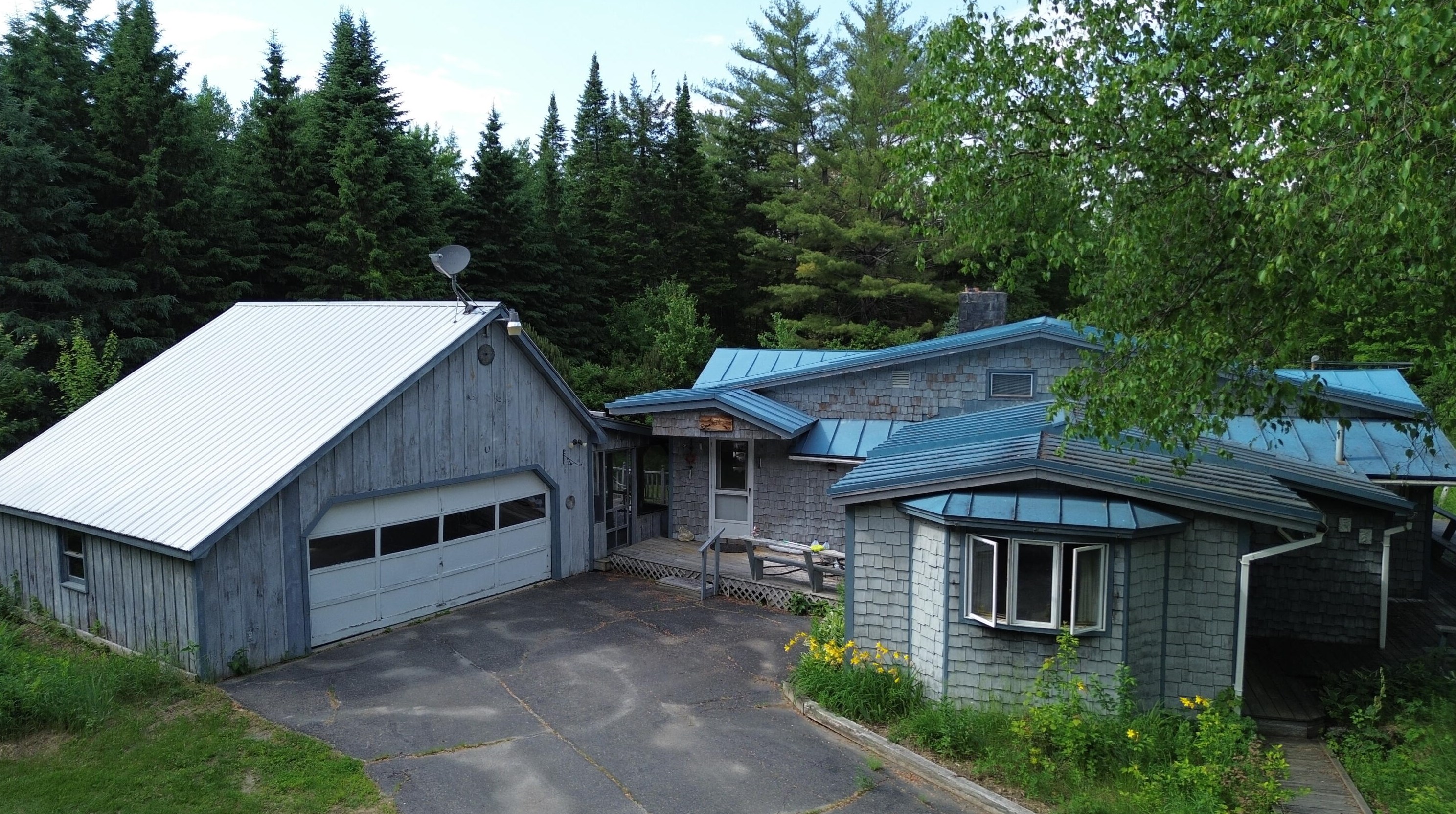 716 Horseback Rd, Starks, ME 04911