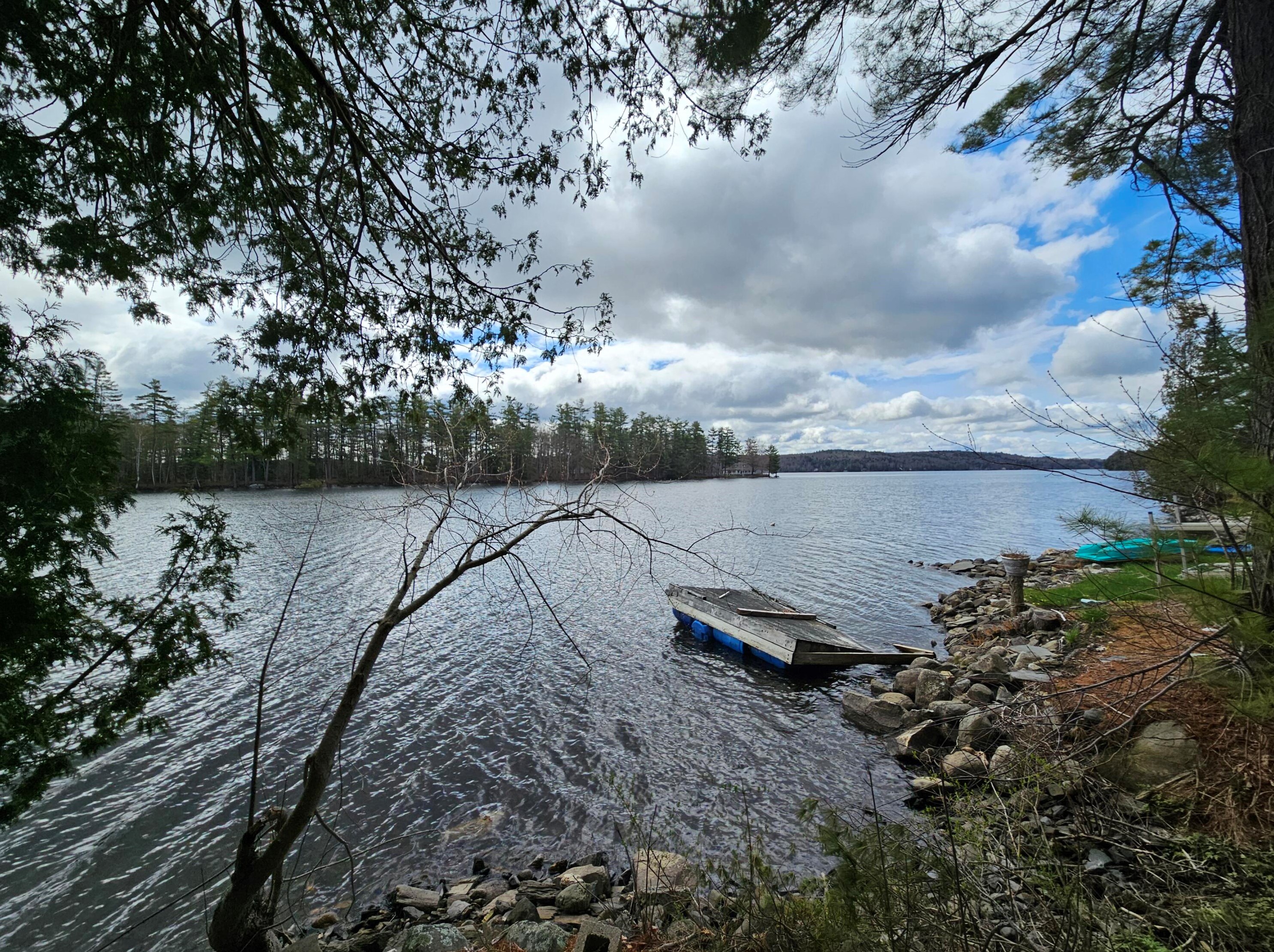20 Maranacook Station Ln, Winthrop, ME 04364-3995