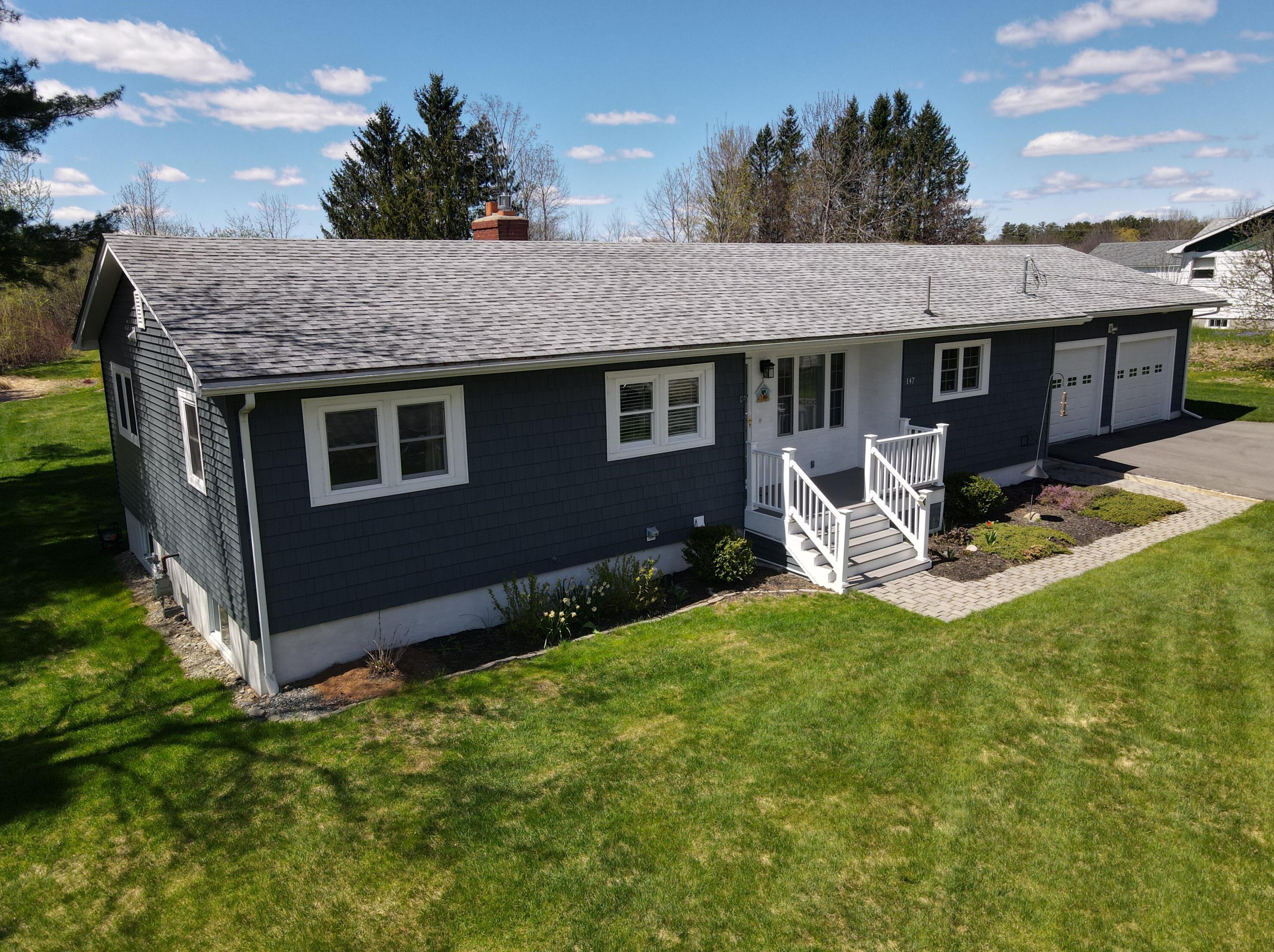 147 Bennoch Rd, Orono, ME 04473 exterior