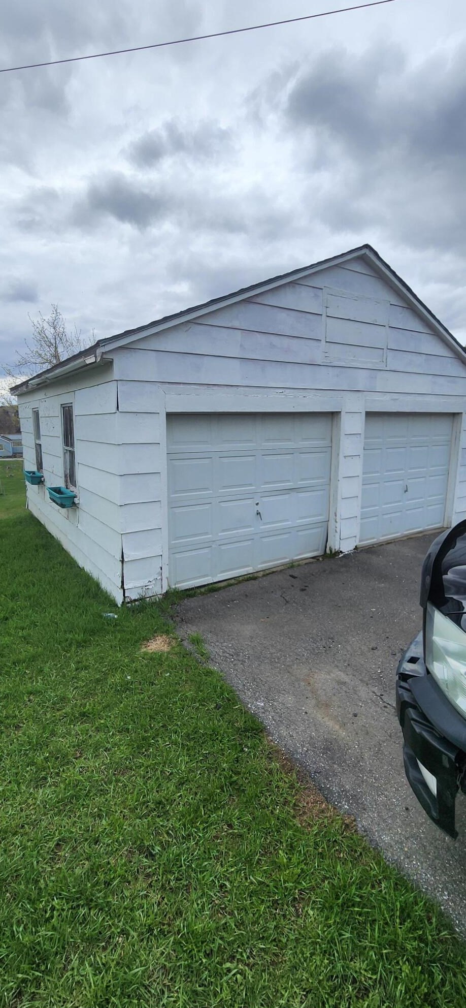 110 Pondview St, Limestone, ME 04750