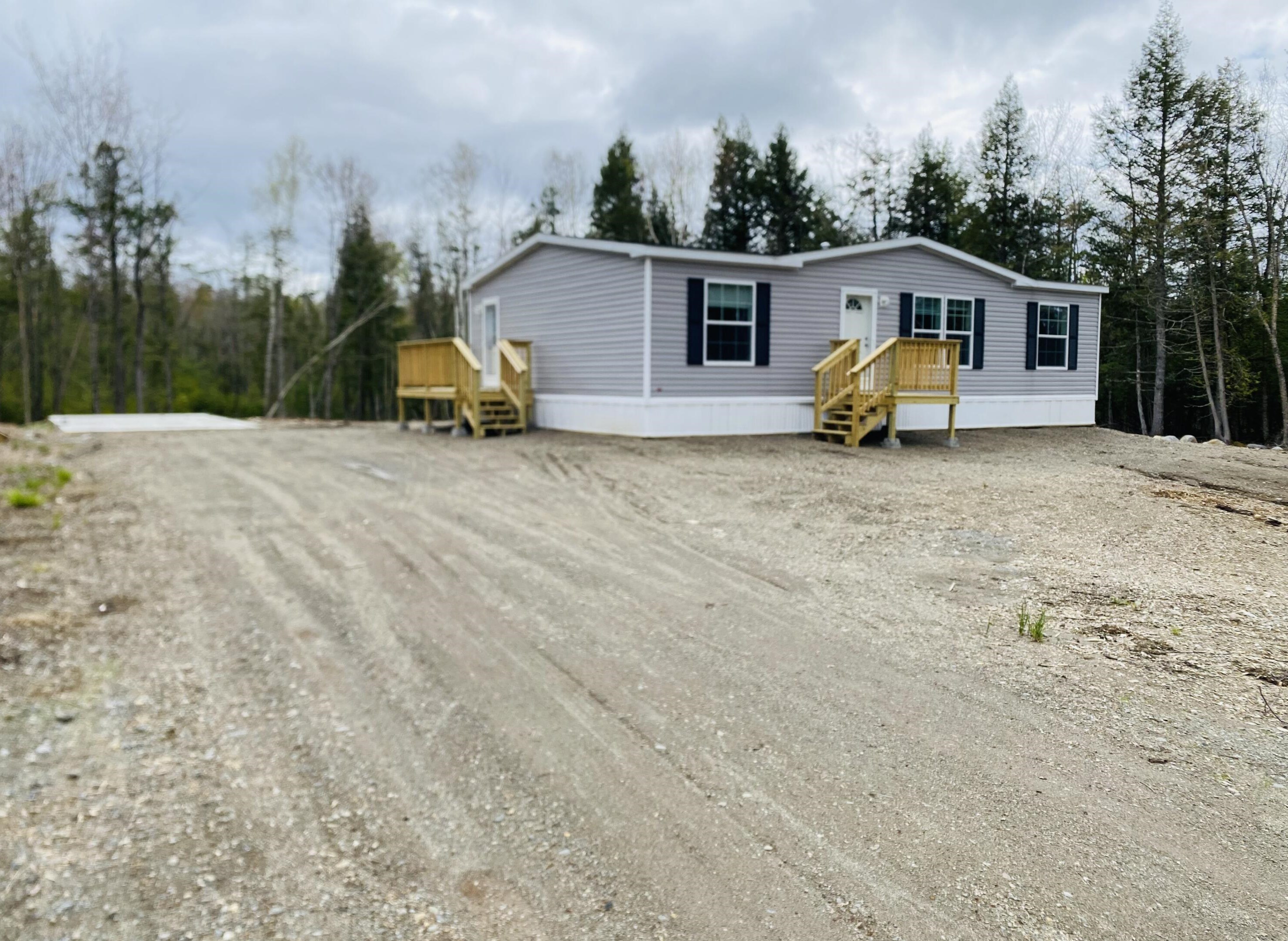 619 Troy Rd, Burnham, ME 04922