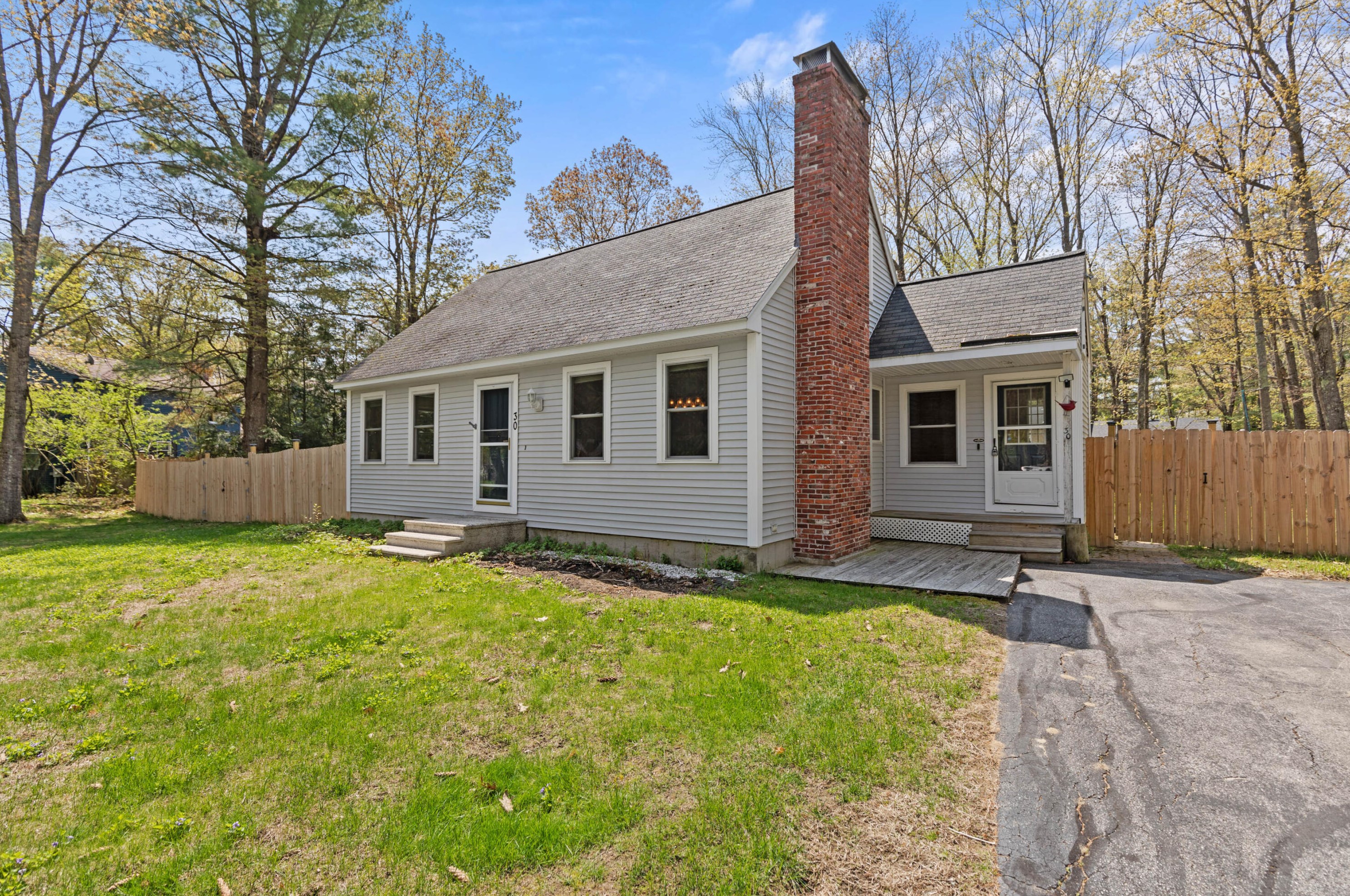 30 Forbes Ln, Windham, ME 04062-5149