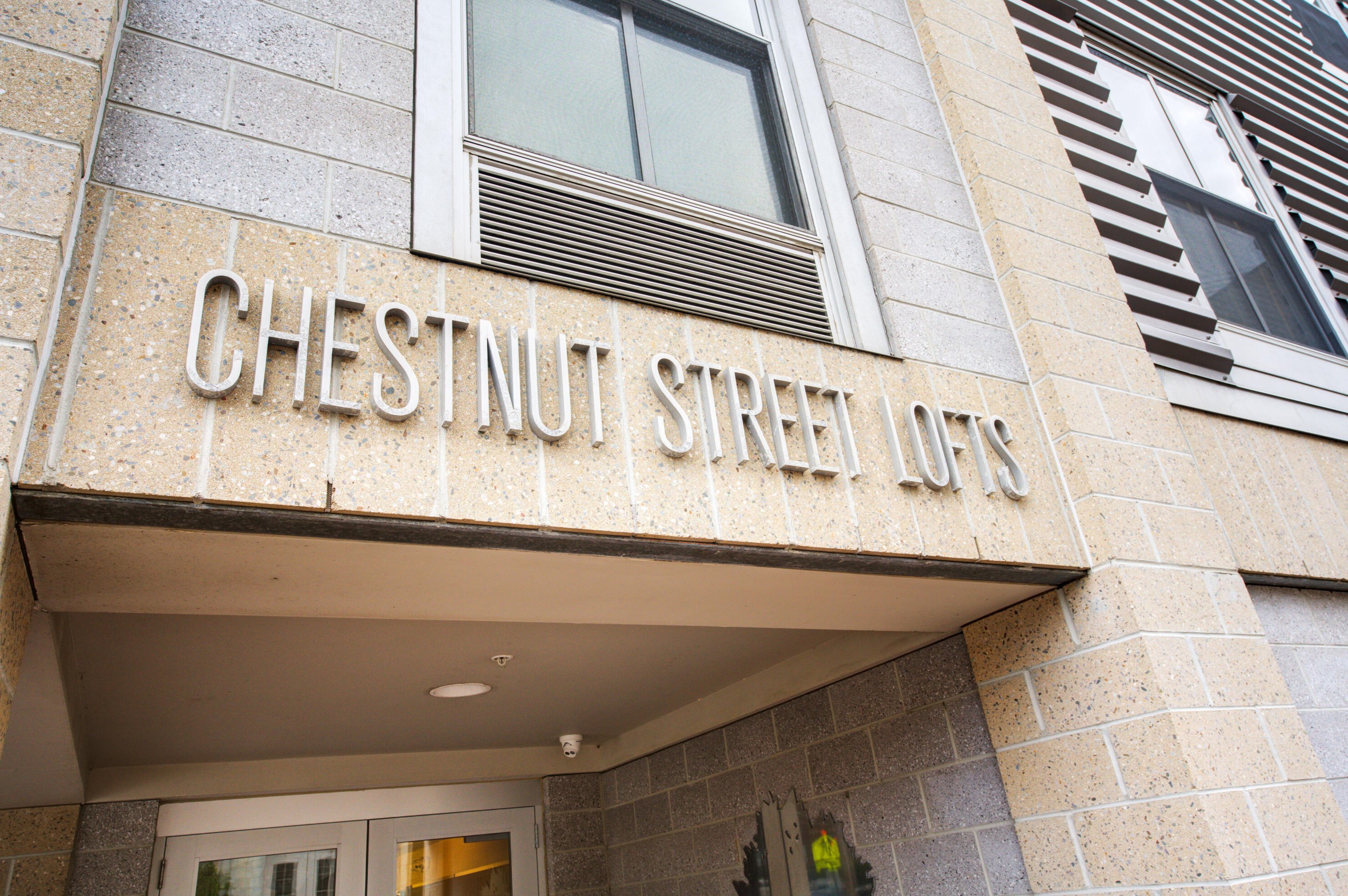 21 Chestnut St, Portland ME  04106-2740 exterior
