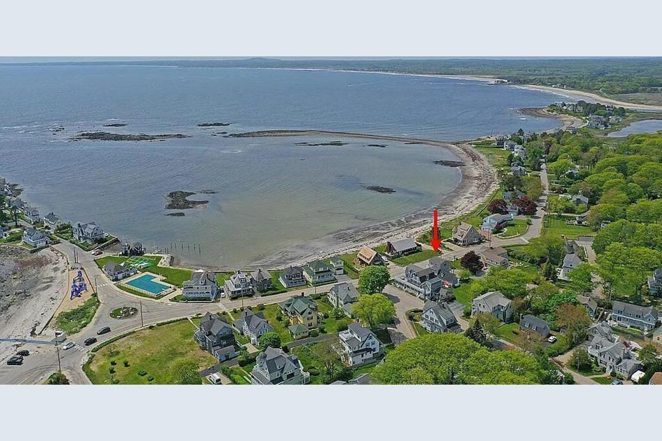285 Beach Ave, Kennebunk, ME 04043 MLS 1589808 Coldwell Banker