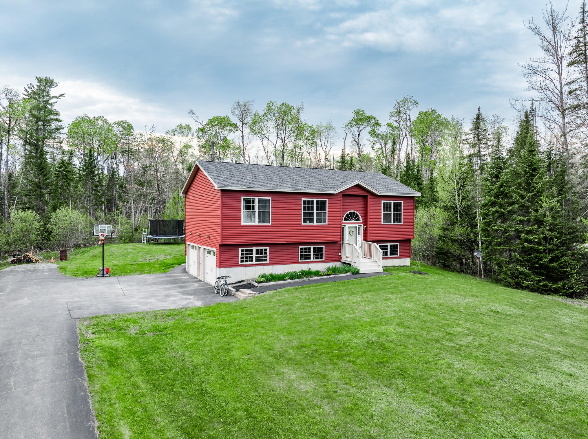 64 Manansis Vw, Glenburn, ME 04401 exterior