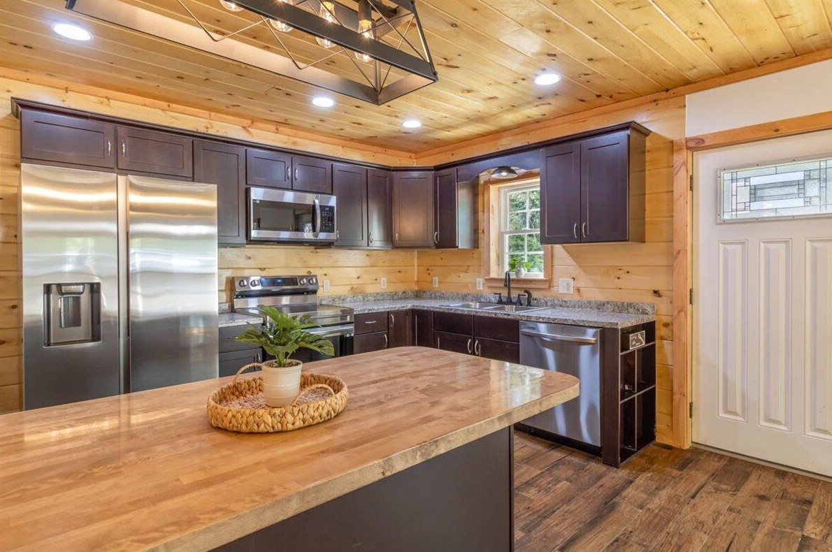 340 Pout Town Rd, Prospect, ME 04981