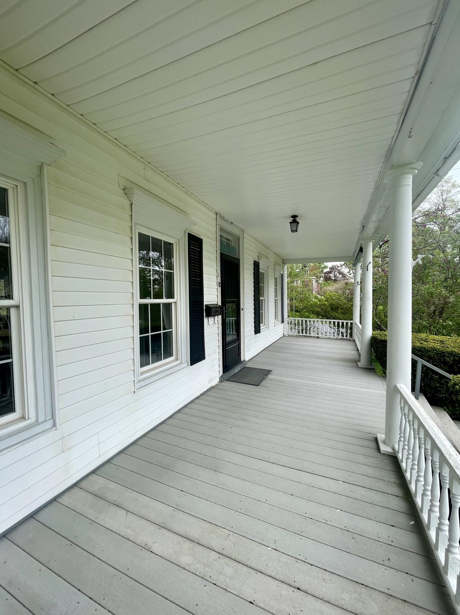 32 Academy St, Hallowell, ME 04347