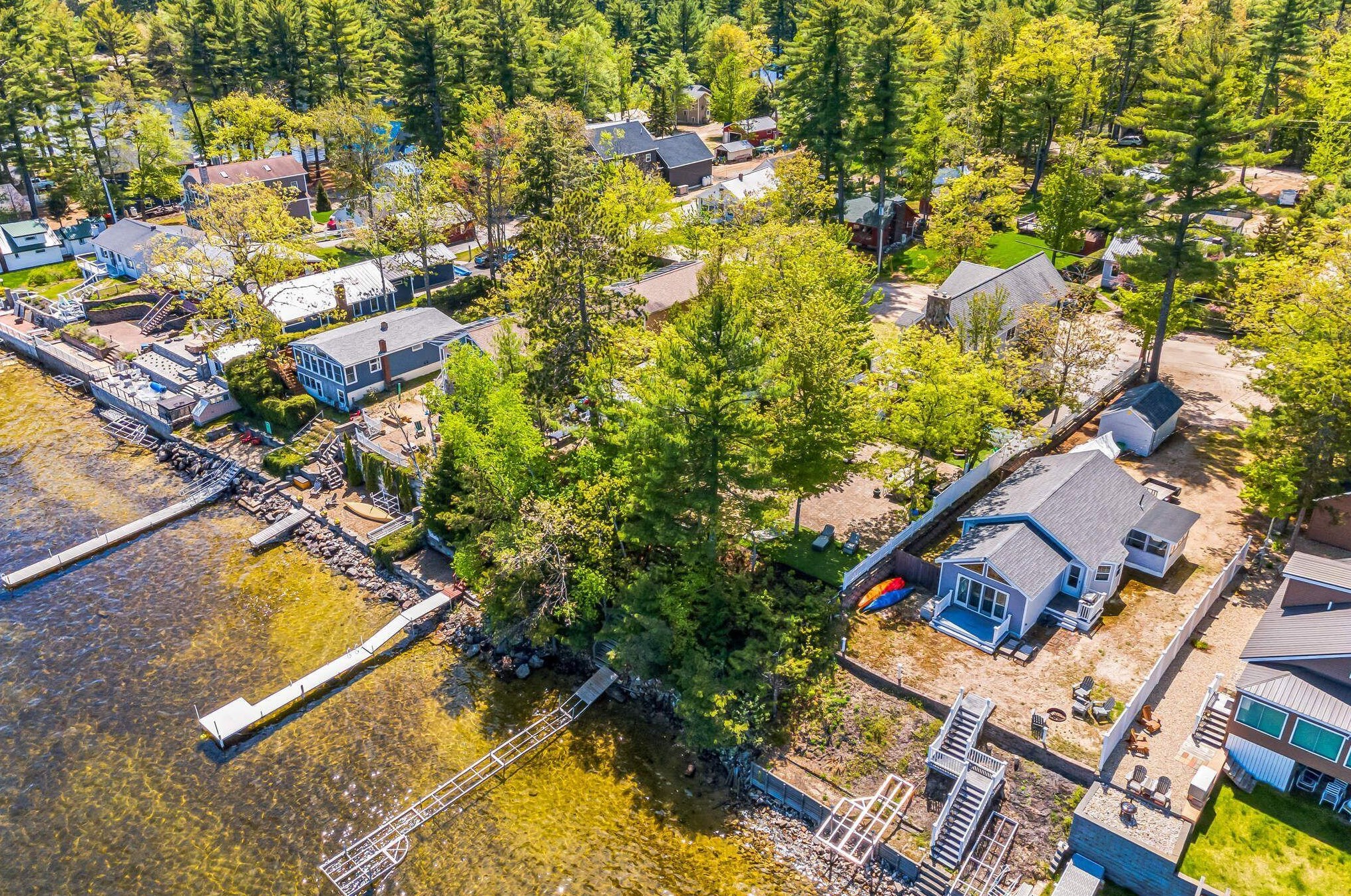 8 Beach St, East Sebago, ME 04029 exterior