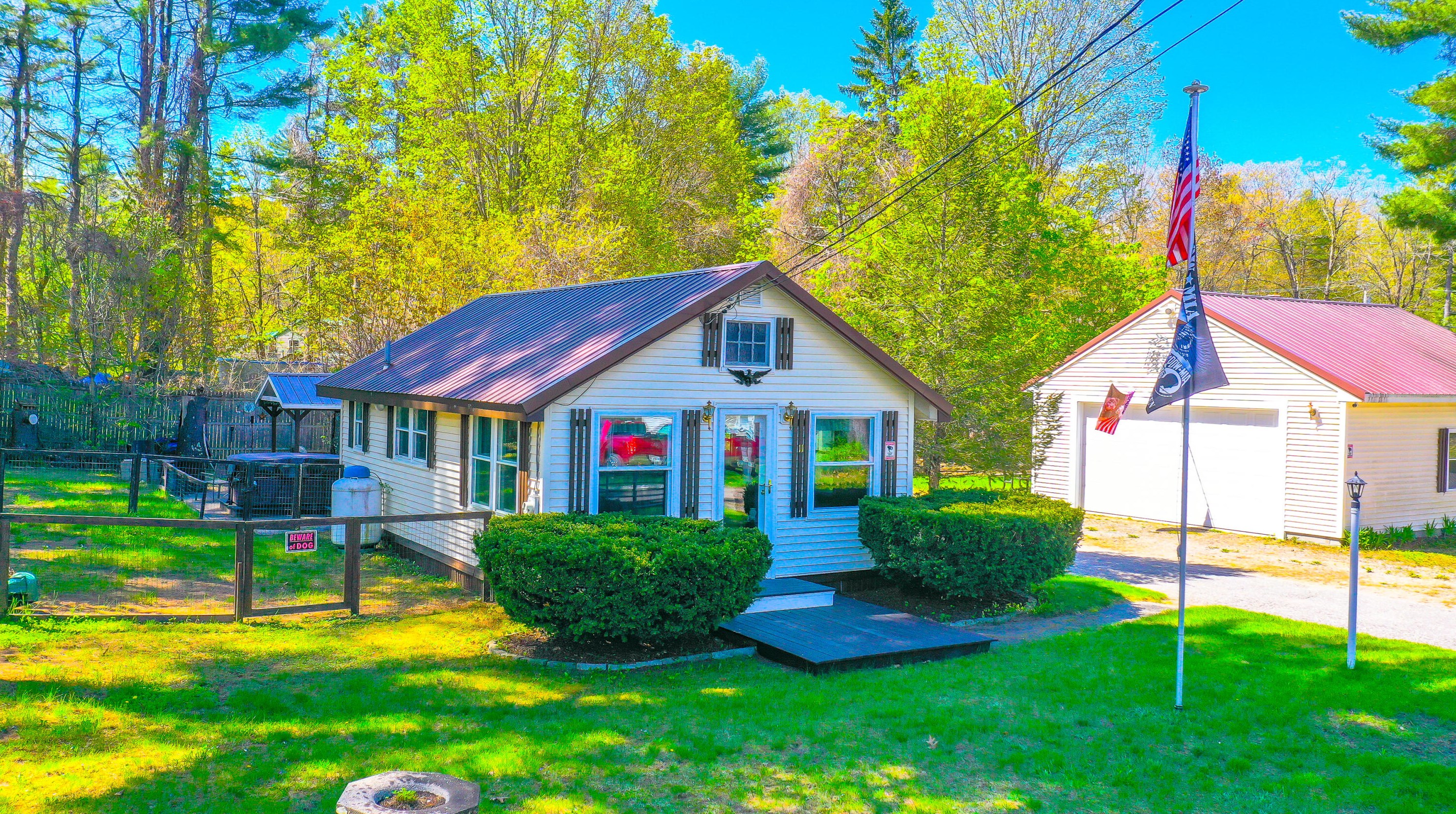 11 Boulder Rd, Raymond, ME 04071 exterior