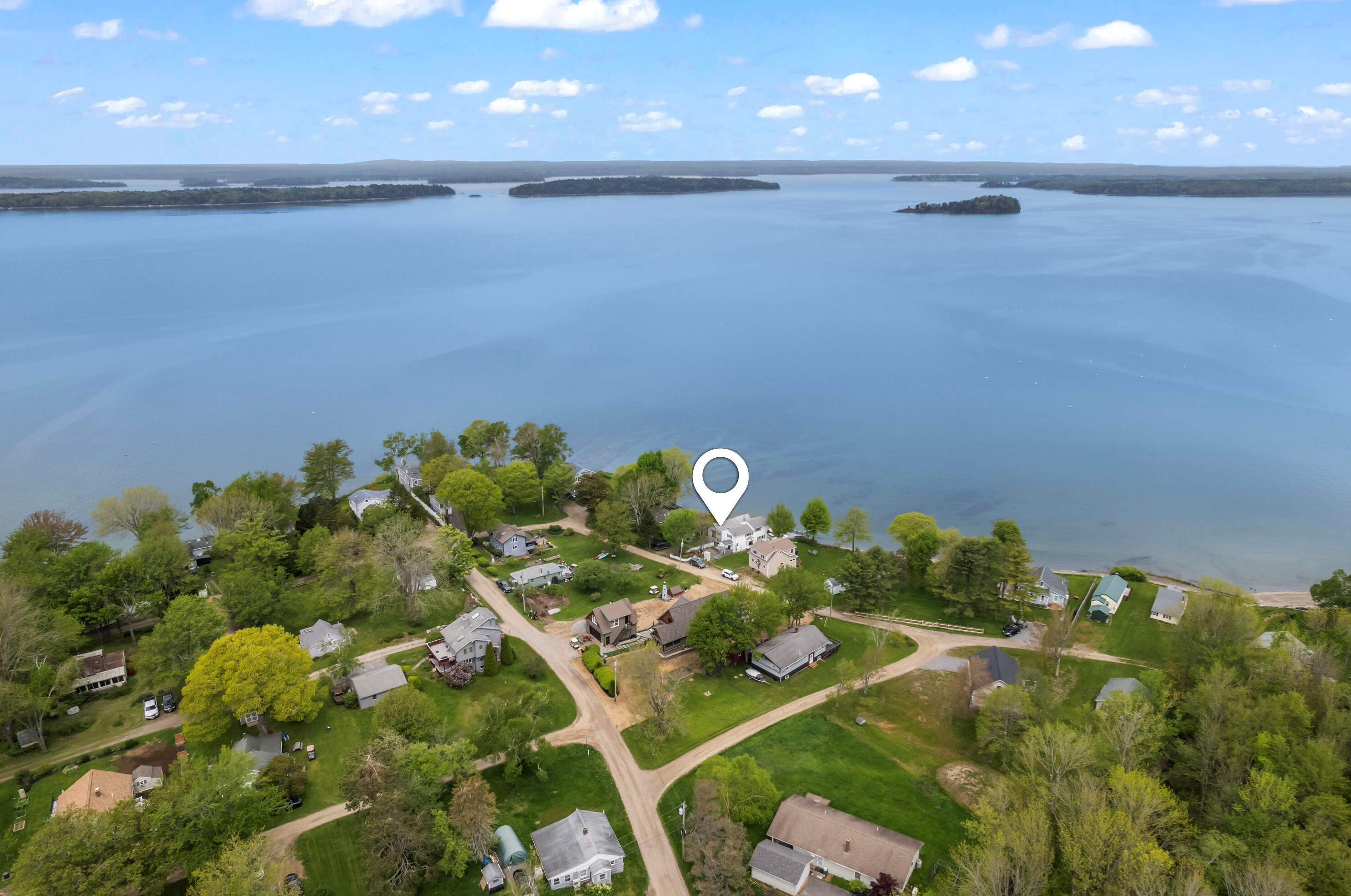 9 Cove Side Dr, Harpswell, ME 04079 exterior