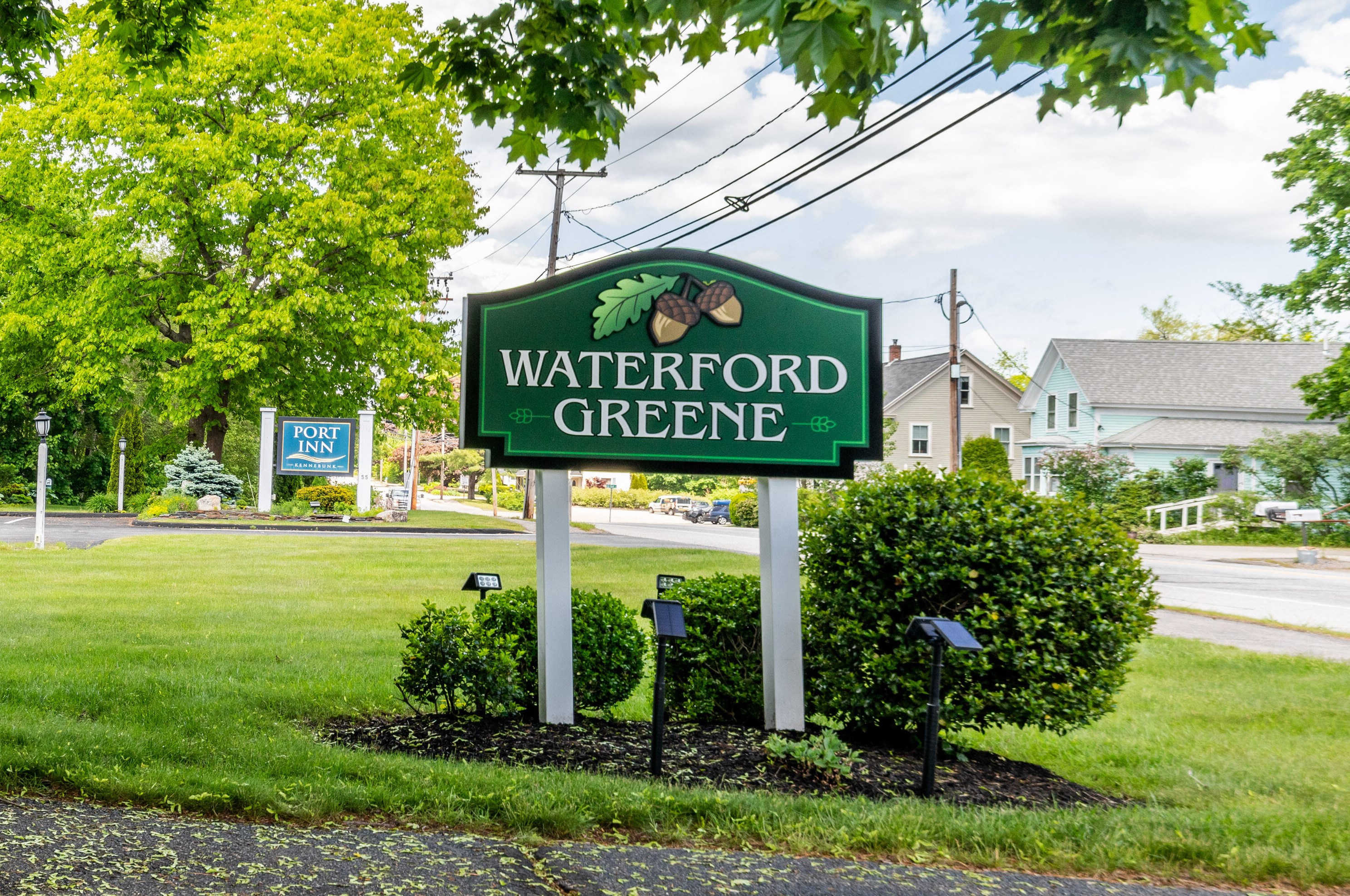 34 Waterford Greene Dr, Kennebunk ME  04043-7133 exterior