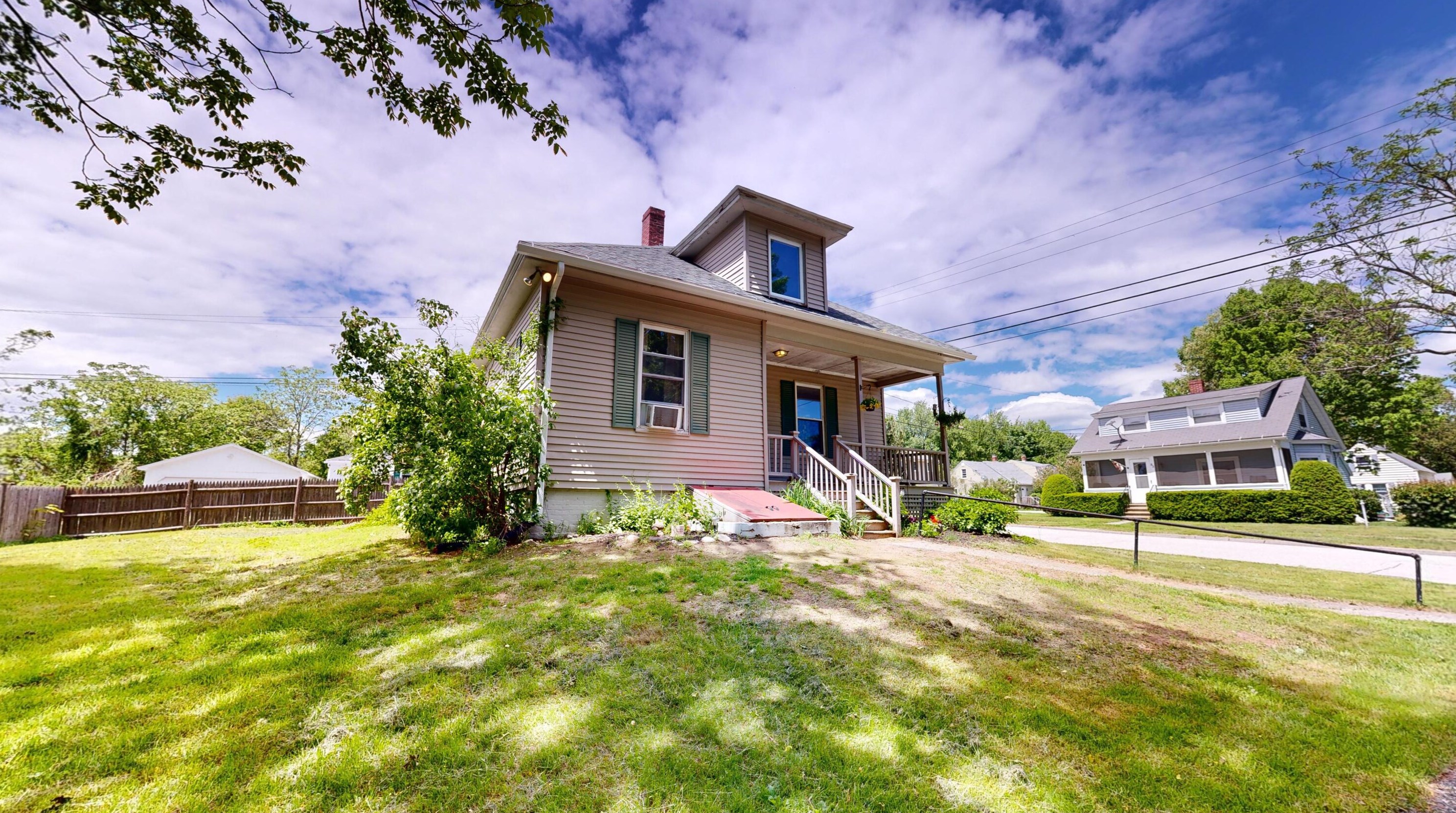 80 Coburn St, Auburn, ME 04210 exterior