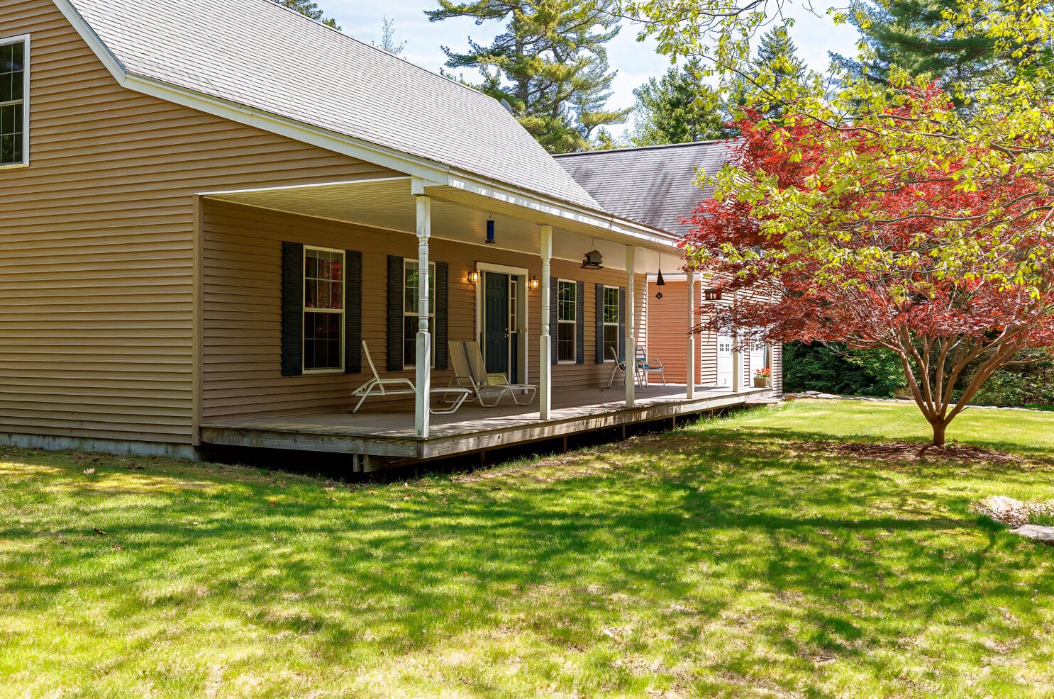 21 Whitney Farm Rd, Otter Creek, ME 04660