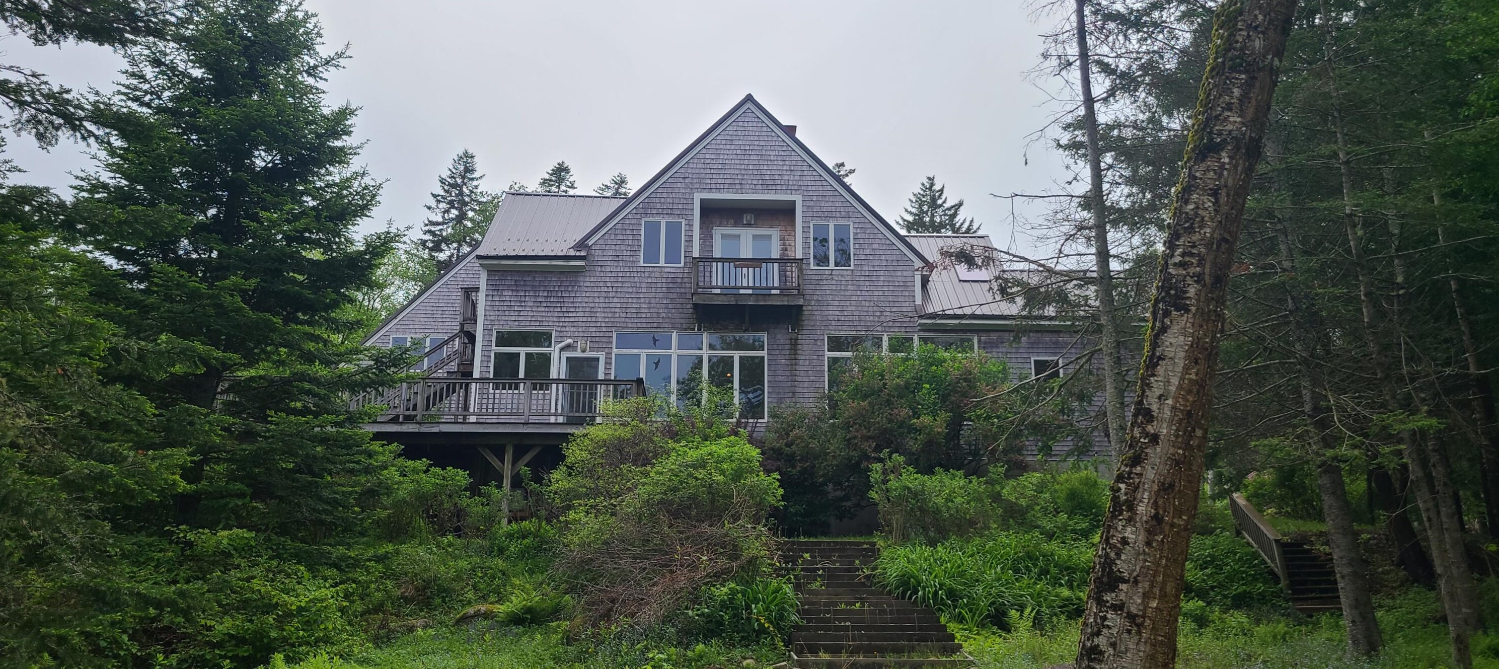 1035 Cape Jellison Rd, Prospect, ME 04981