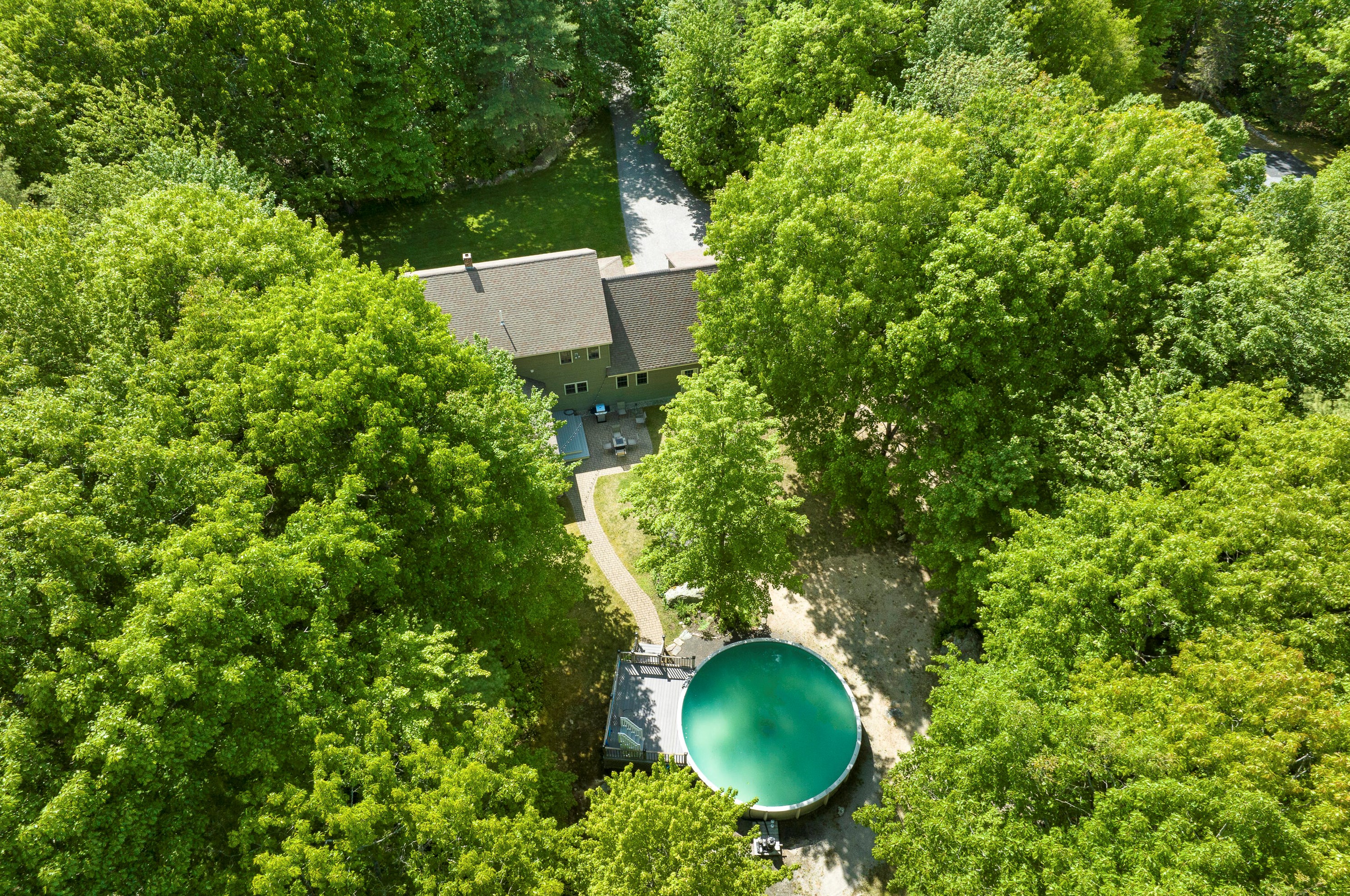 45 May Meadow Dr, Gray, ME 04039-9647