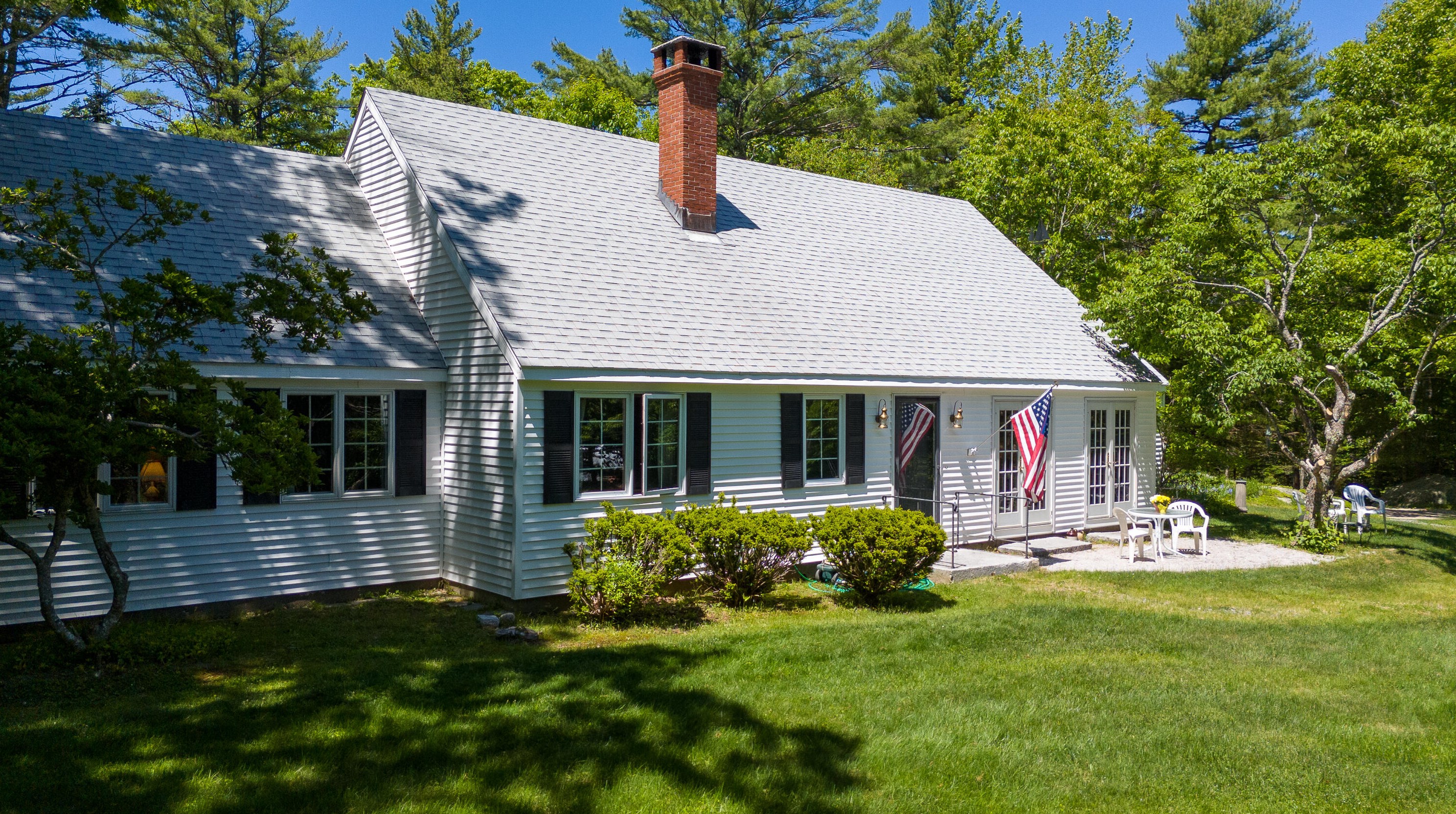 329 Salt Pond Rd, Blue Hill, ME 04614-6418