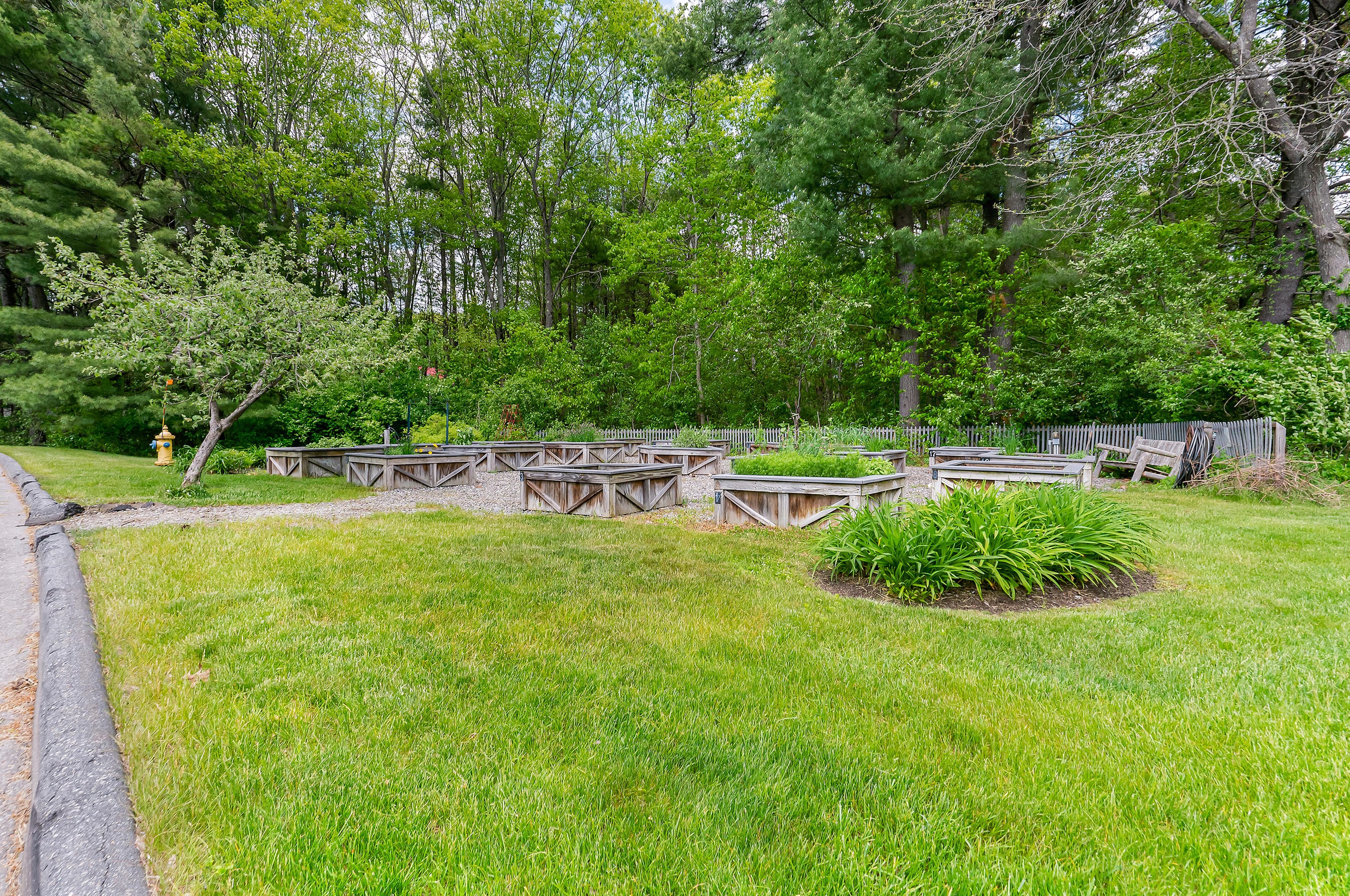 2 Sweetfern Ln, Mere Point ME  04011-3366 exterior