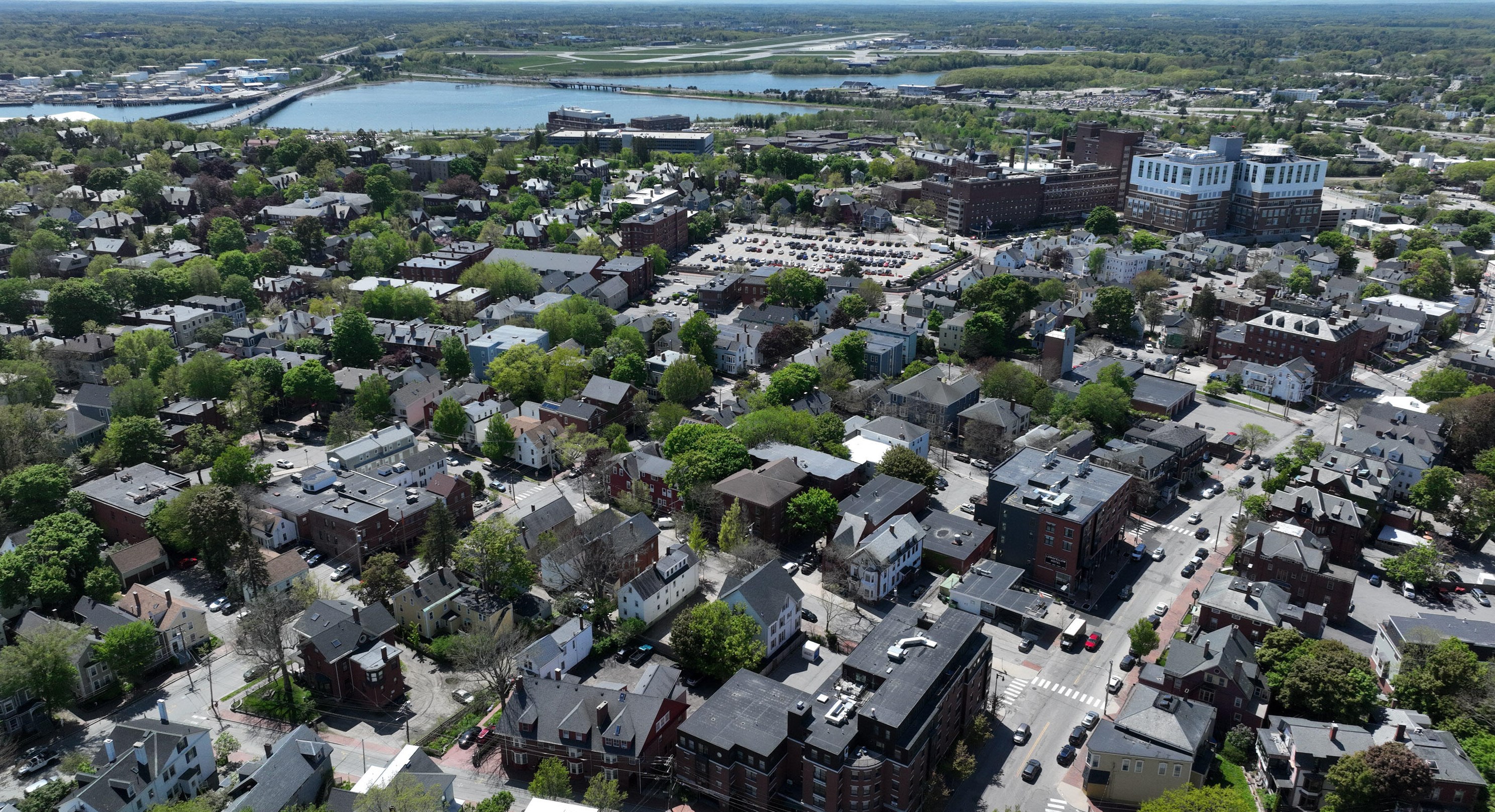 89 Carleton St, Portland ME  04102-5204 exterior