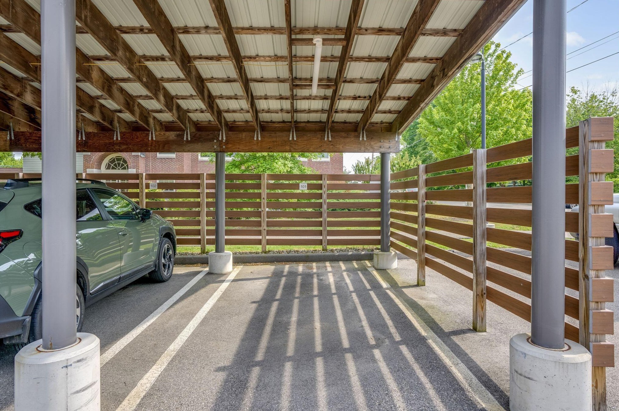 341 Pine St, Portland ME  04106-3811 exterior