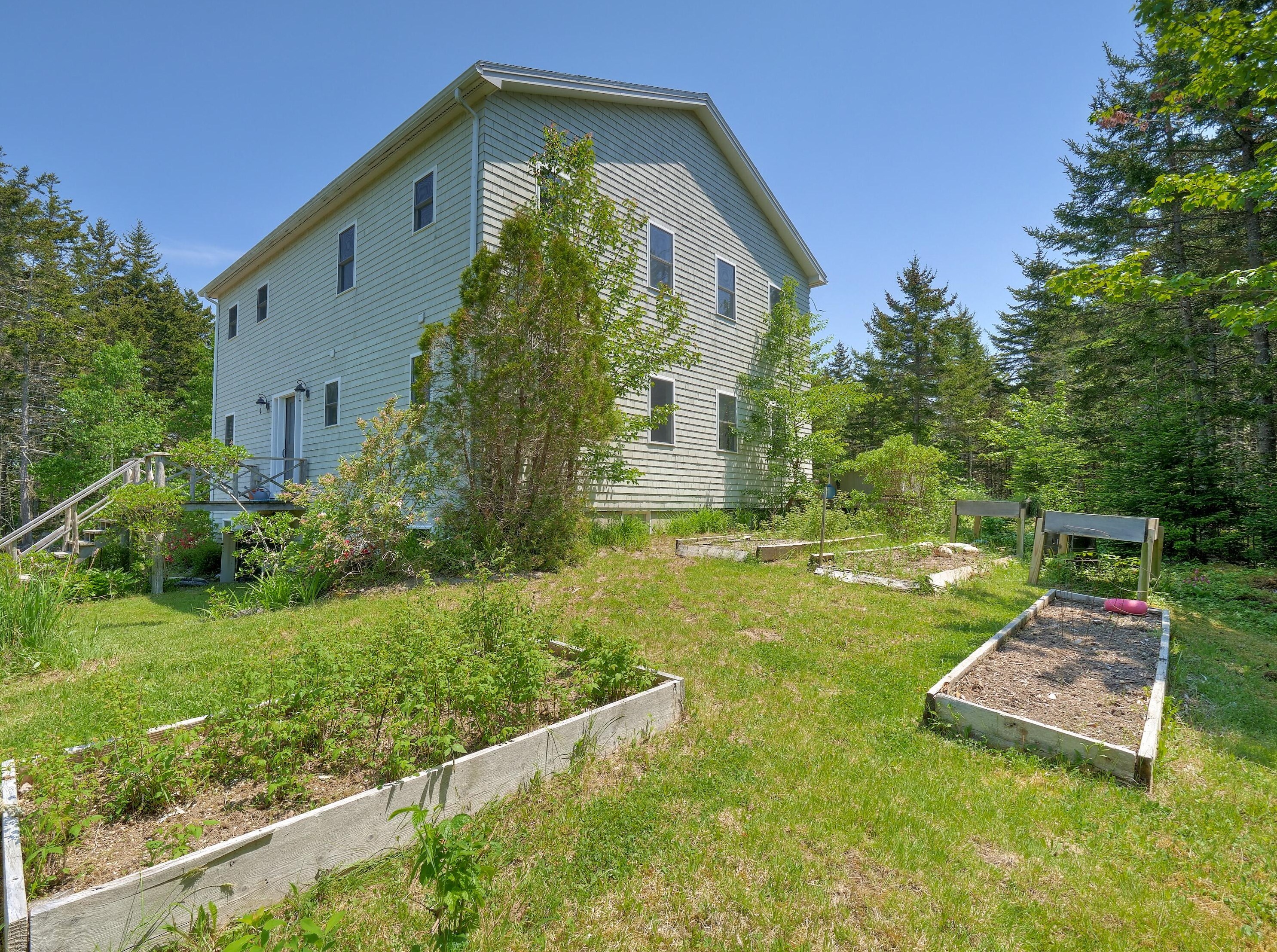 398 Glenmere Rd, Saint George, ME 04860 exterior
