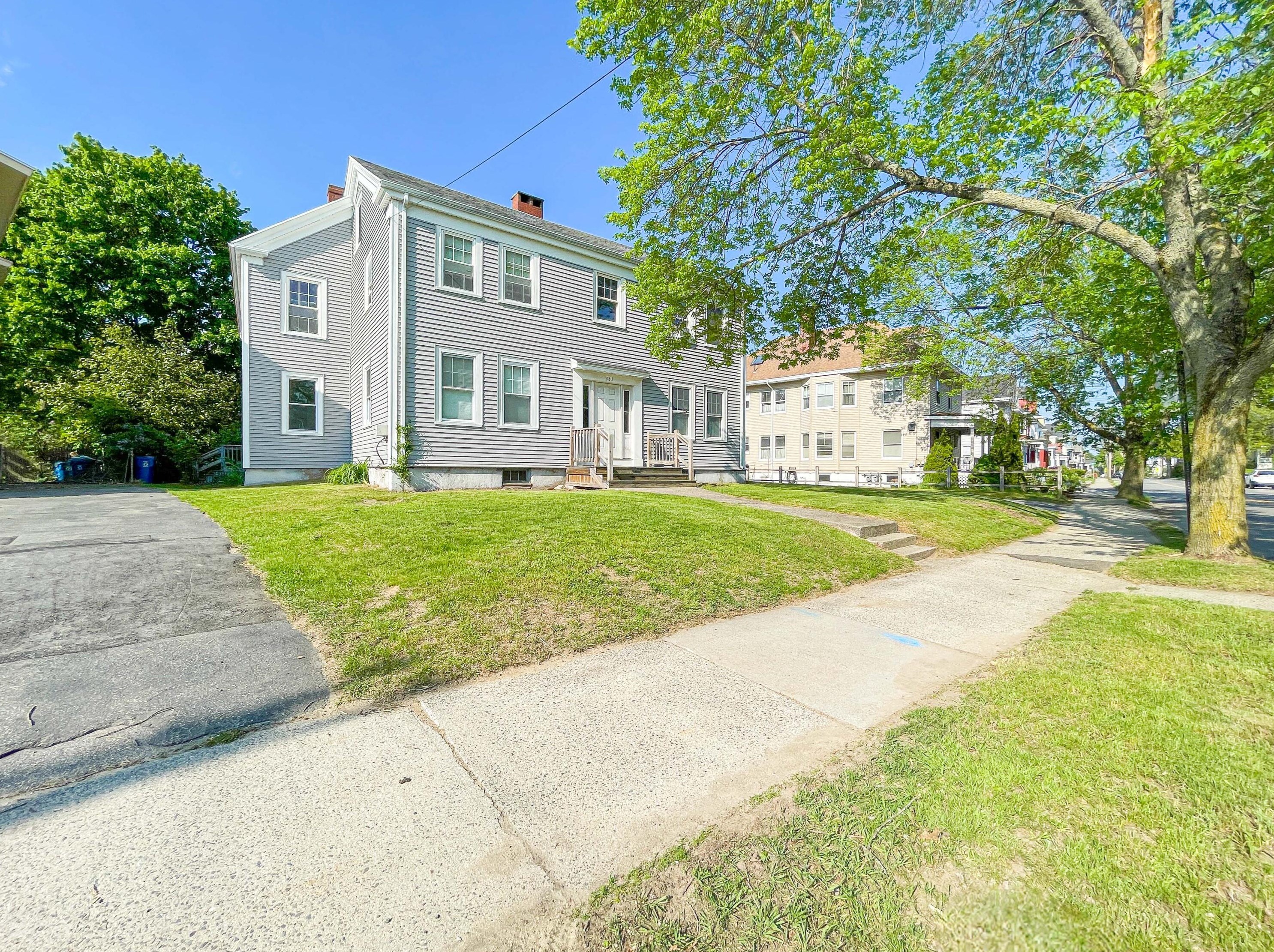 361 Woodford St, Portland, ME 04103